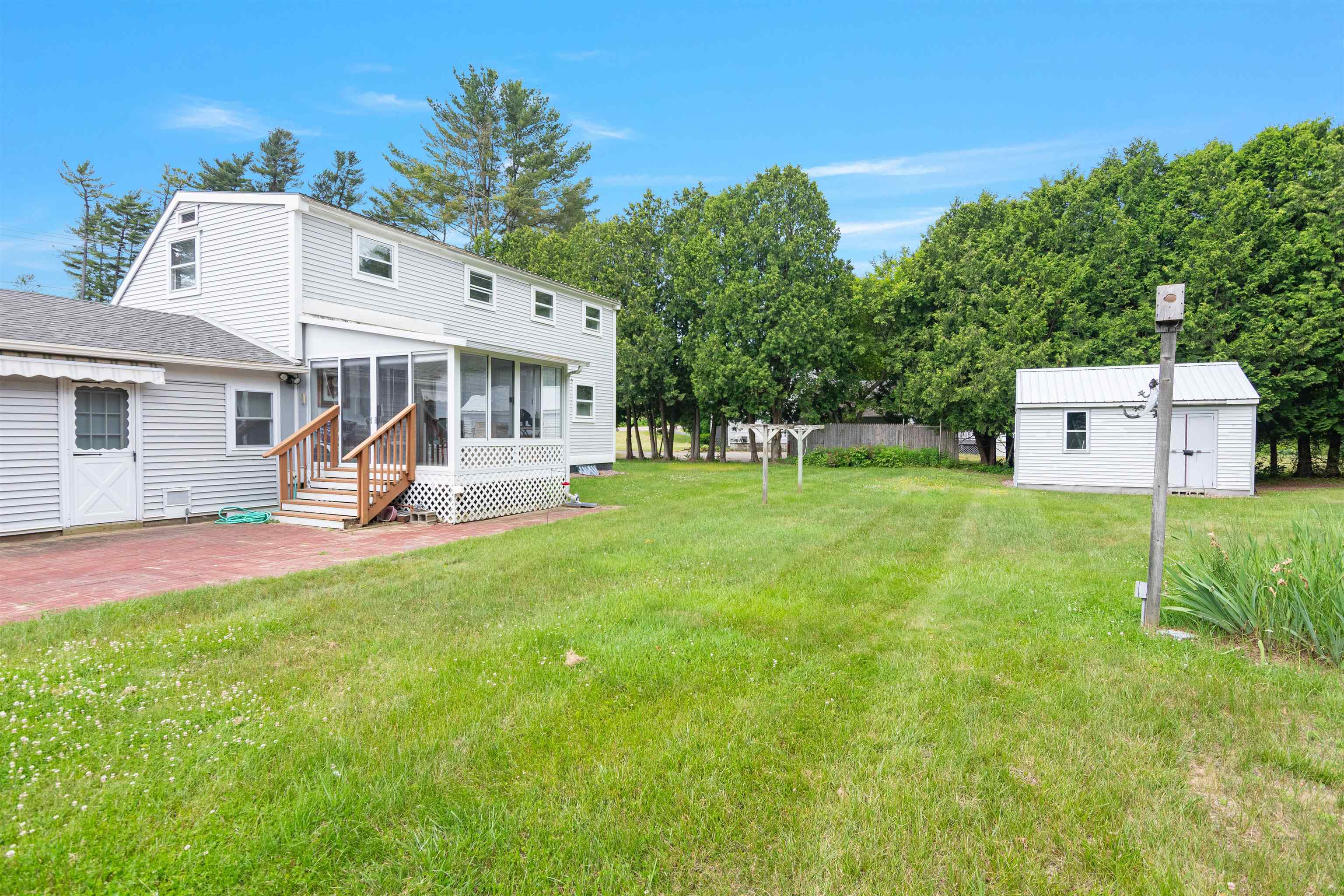 1195 Bay Road