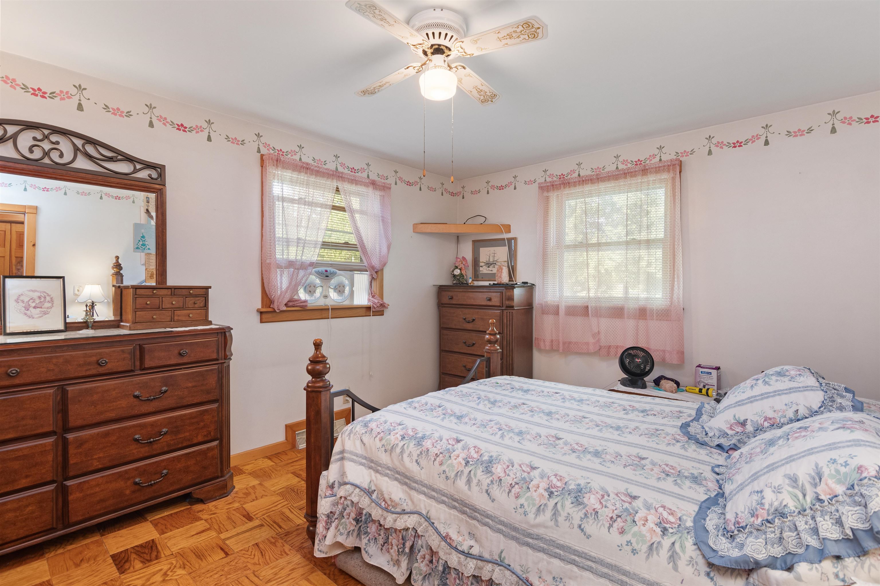 1195 Bay Road