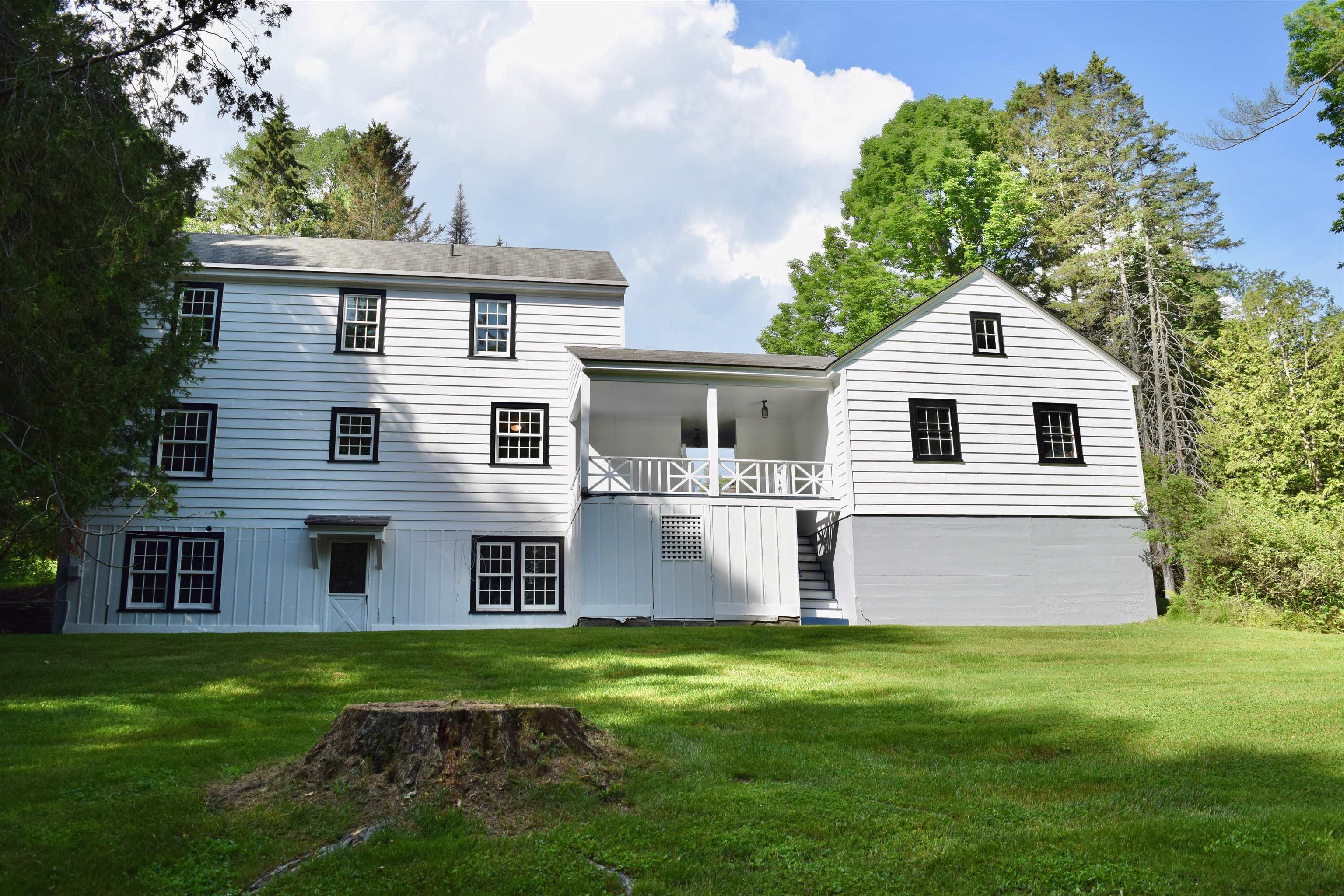 6 Towne Street