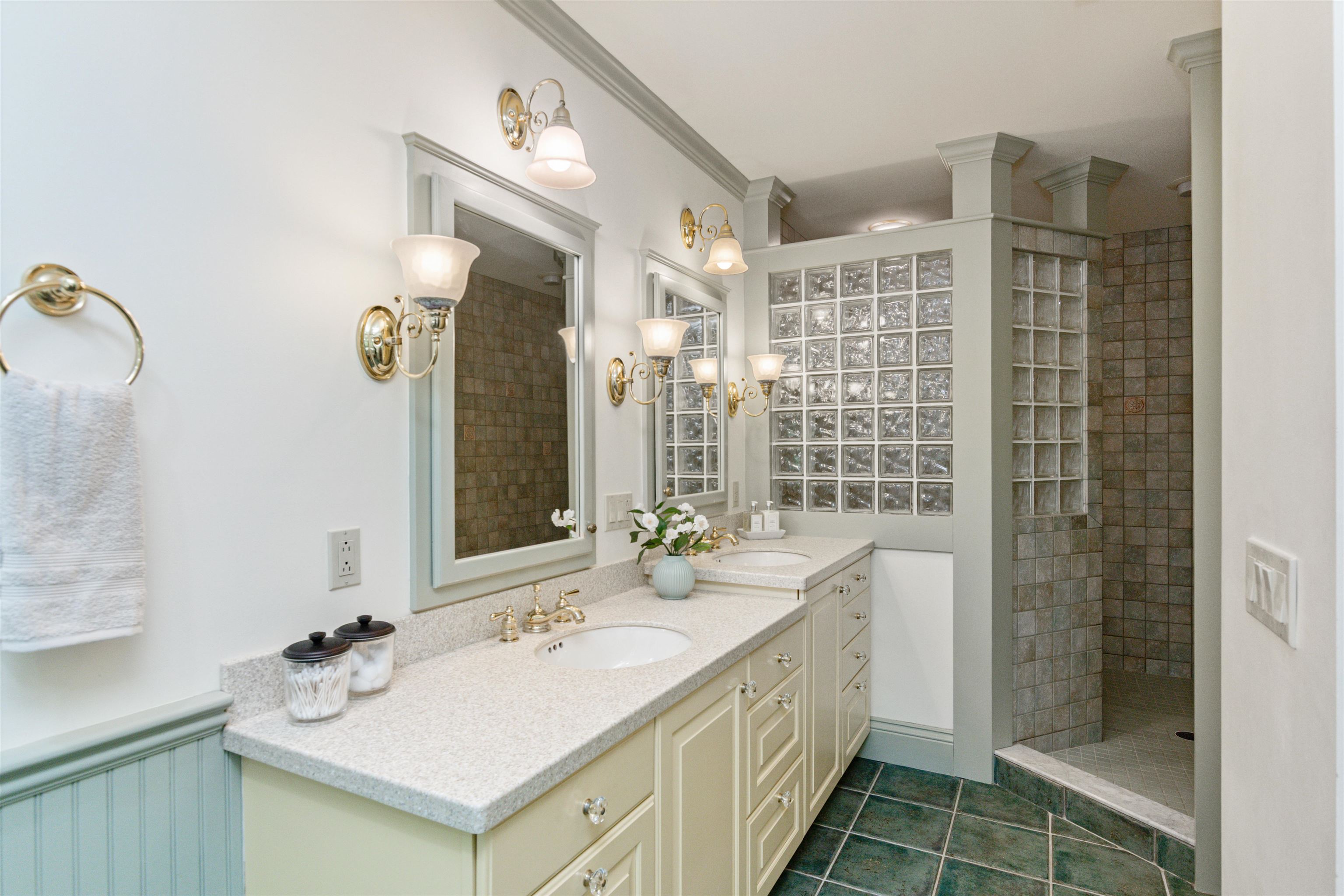 299 Robbins Mountain Road