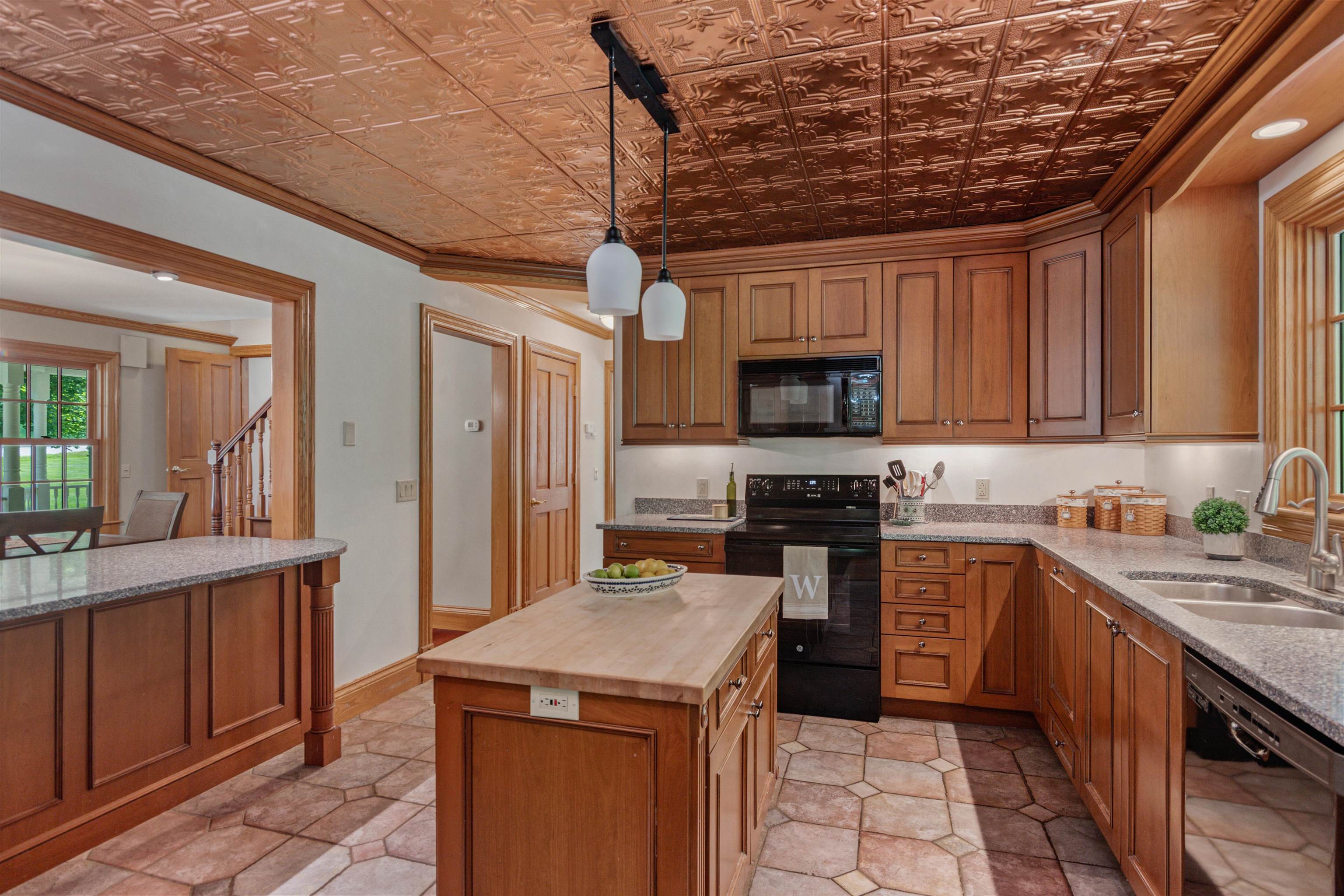 299 Robbins Mountain Road