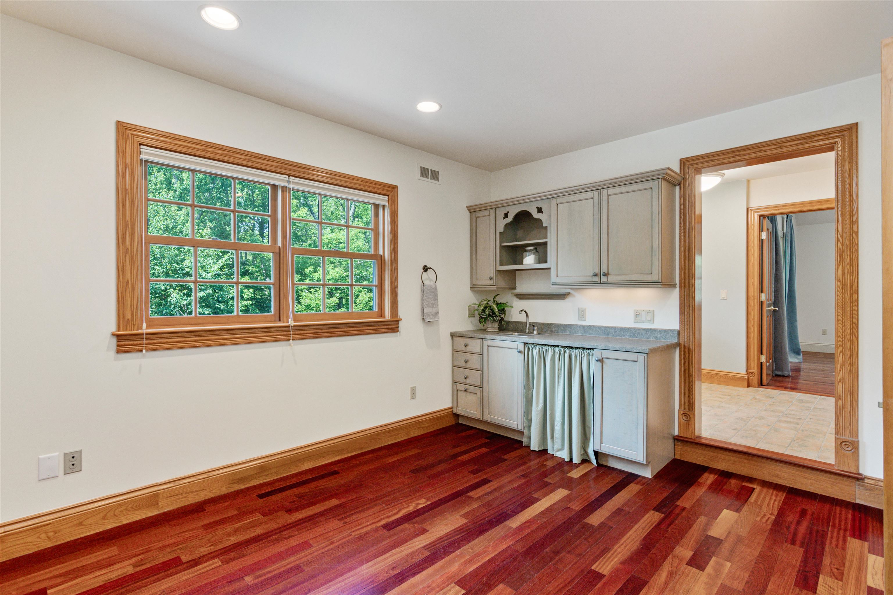 299 Robbins Mountain Road