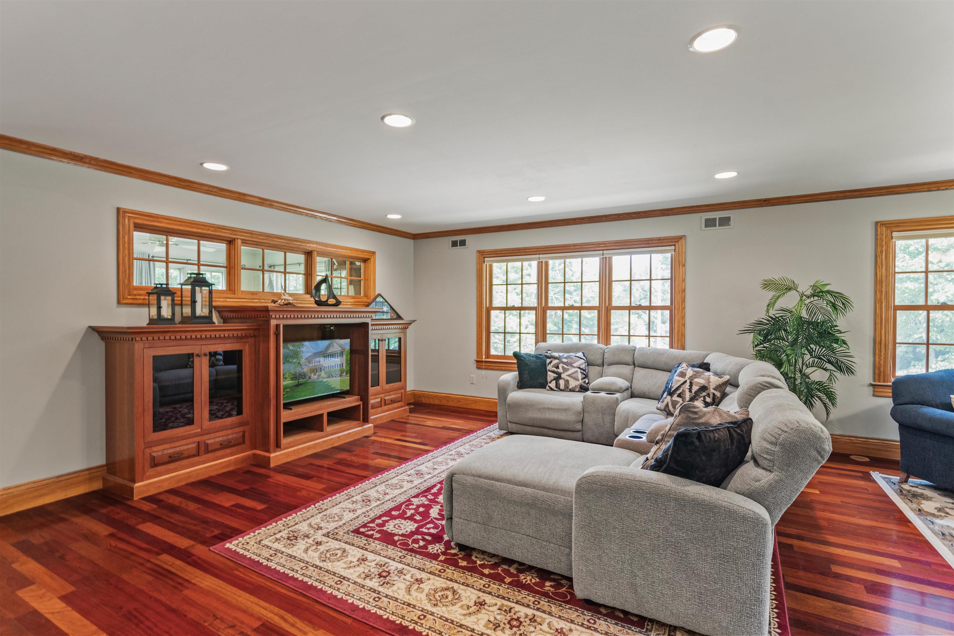 299 Robbins Mountain Road