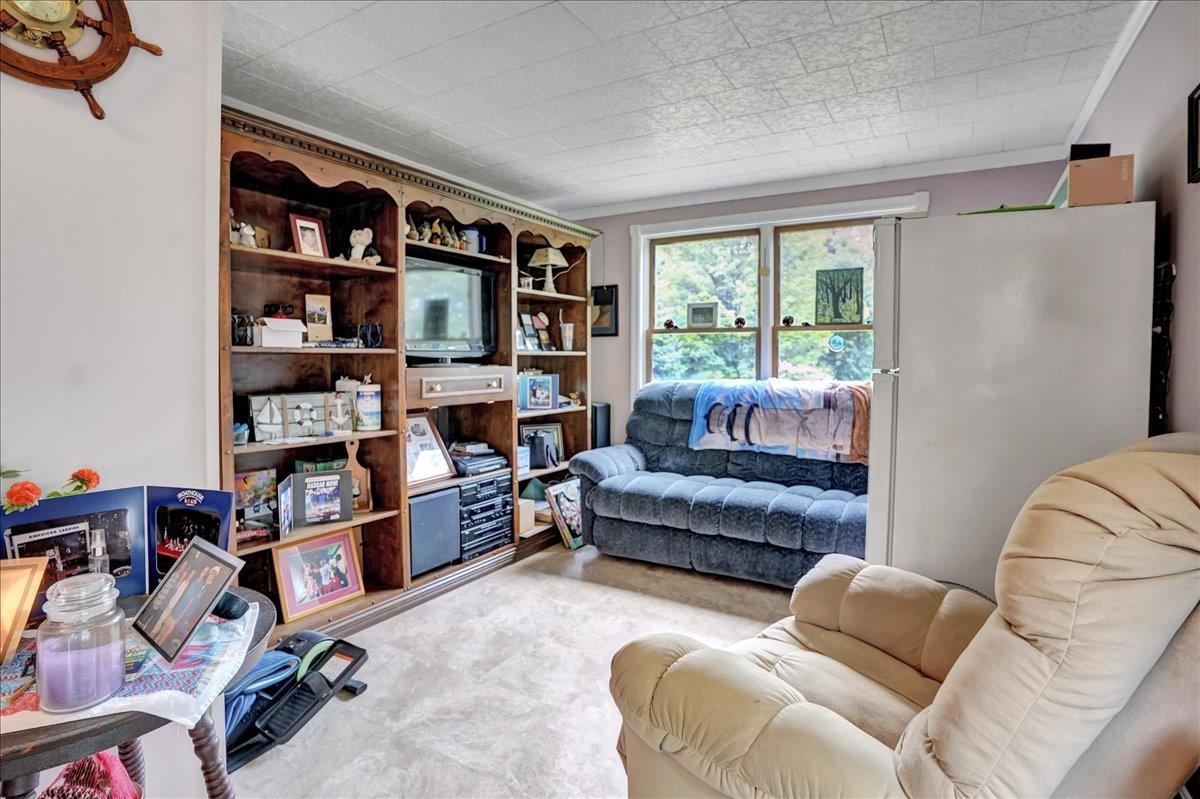 1300 River Road