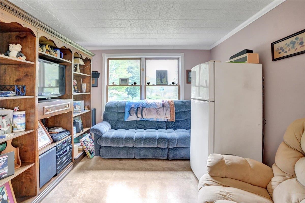 1300 River Road