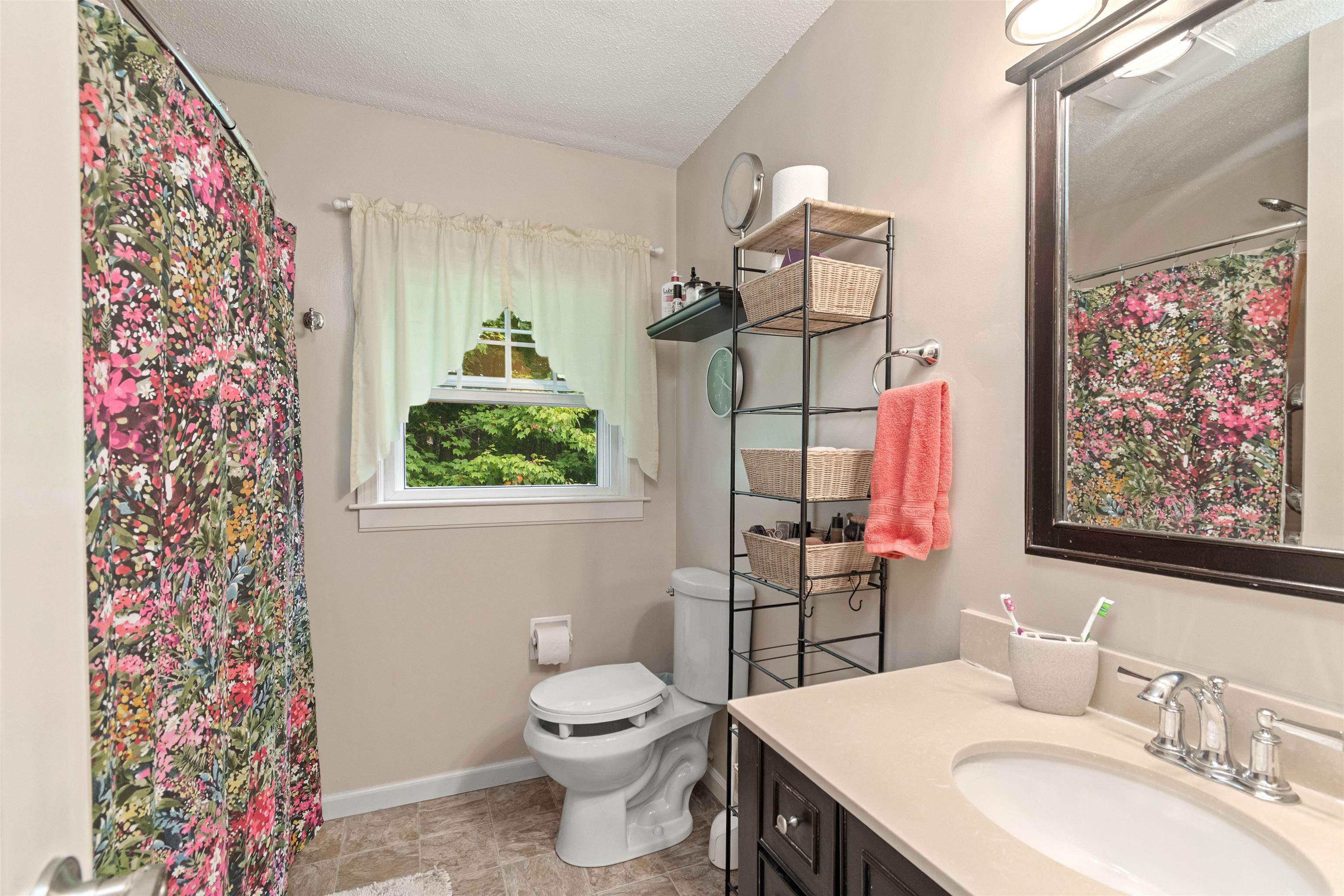 25 Woodbine by the Lake Unit: 4