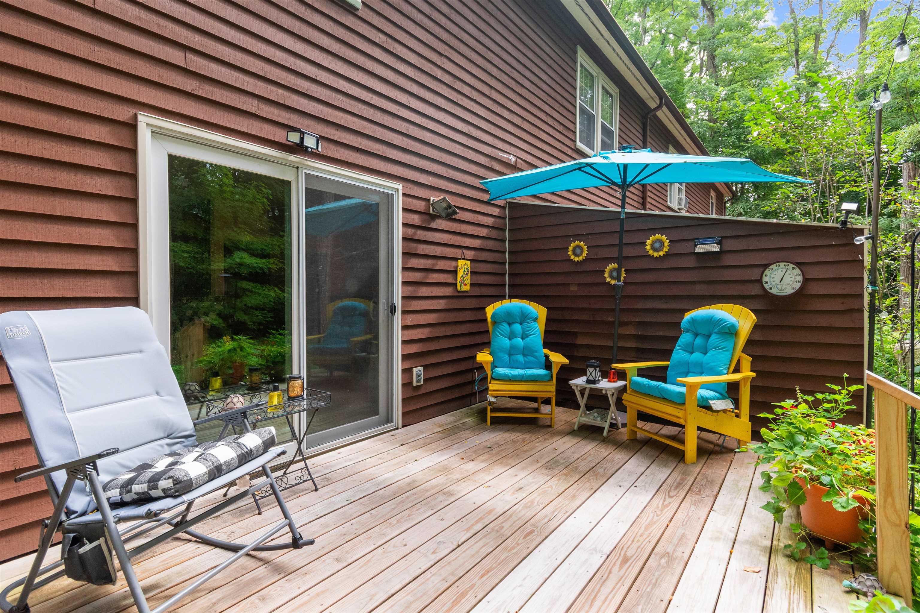 25 Woodbine by the Lake Unit: 4
