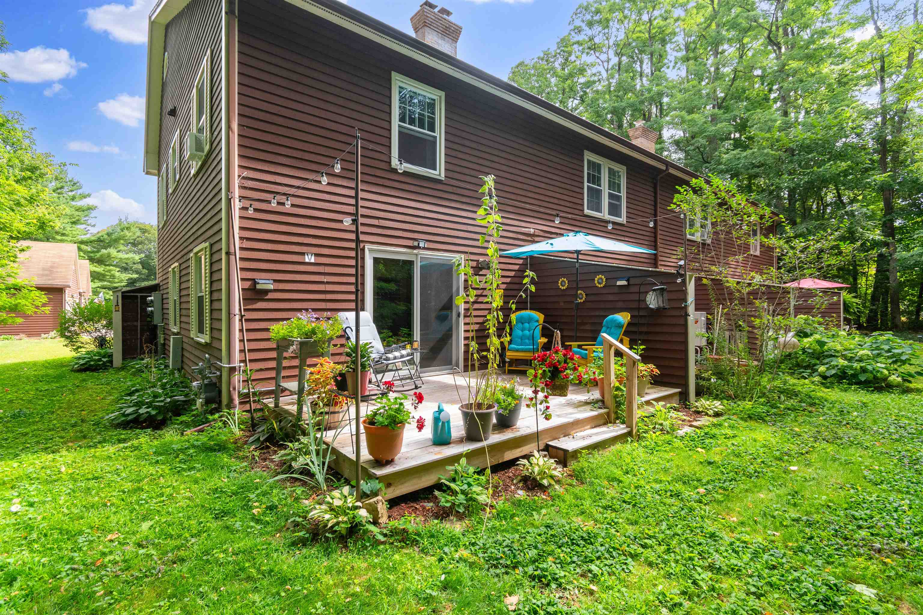 25 Woodbine by the Lake Unit: 4