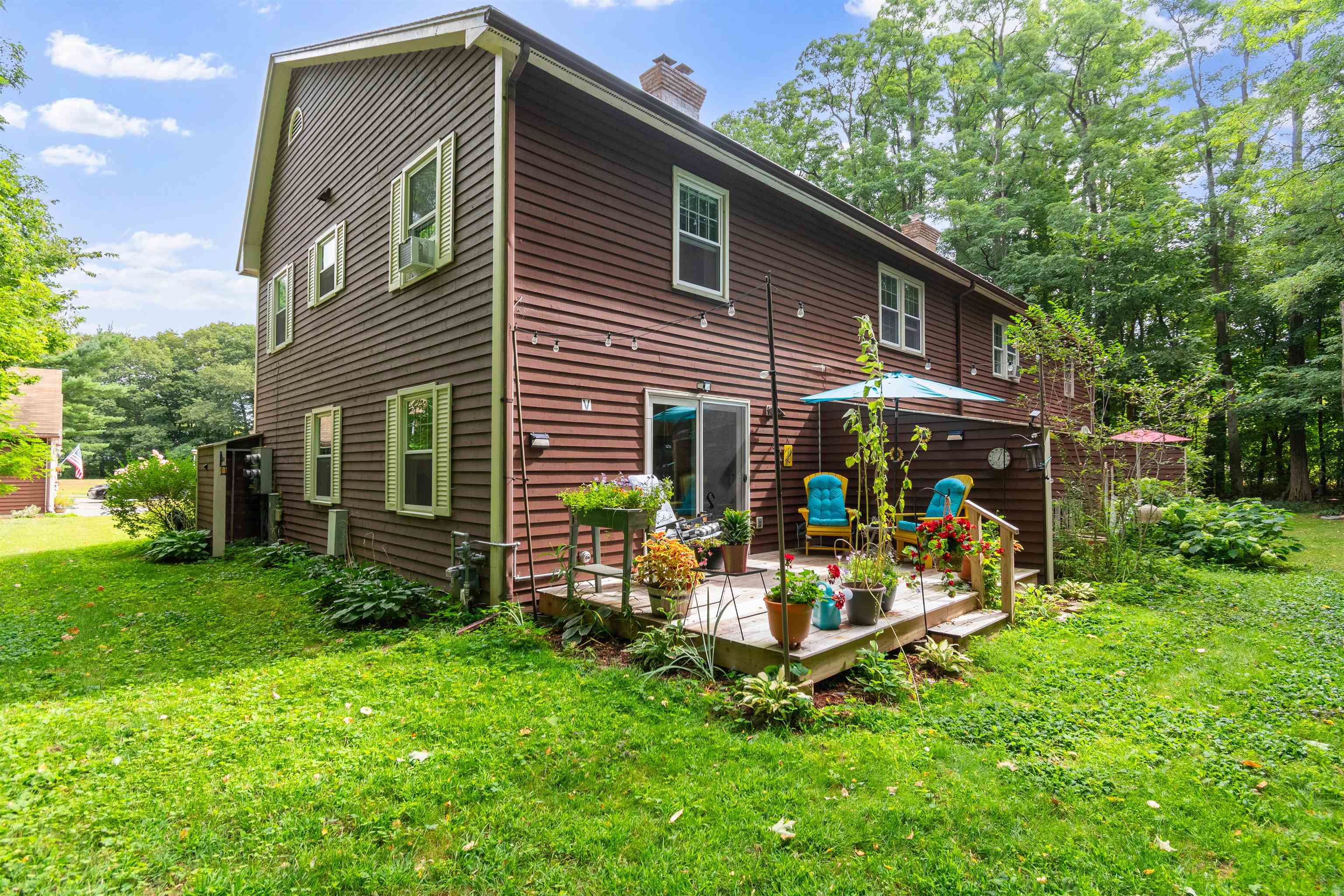 25 Woodbine by the Lake Unit: 4