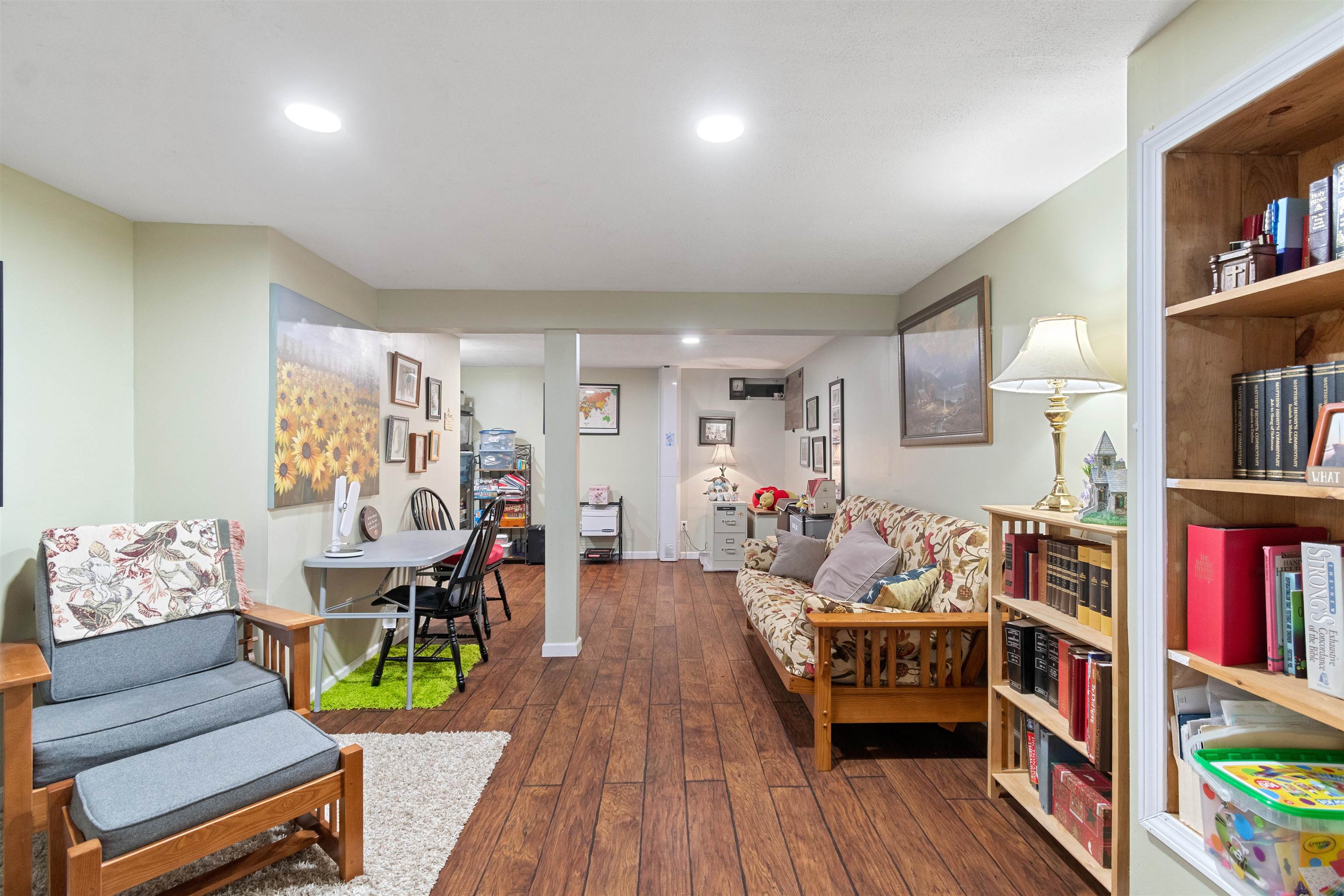 25 Woodbine by the Lake Unit: 4