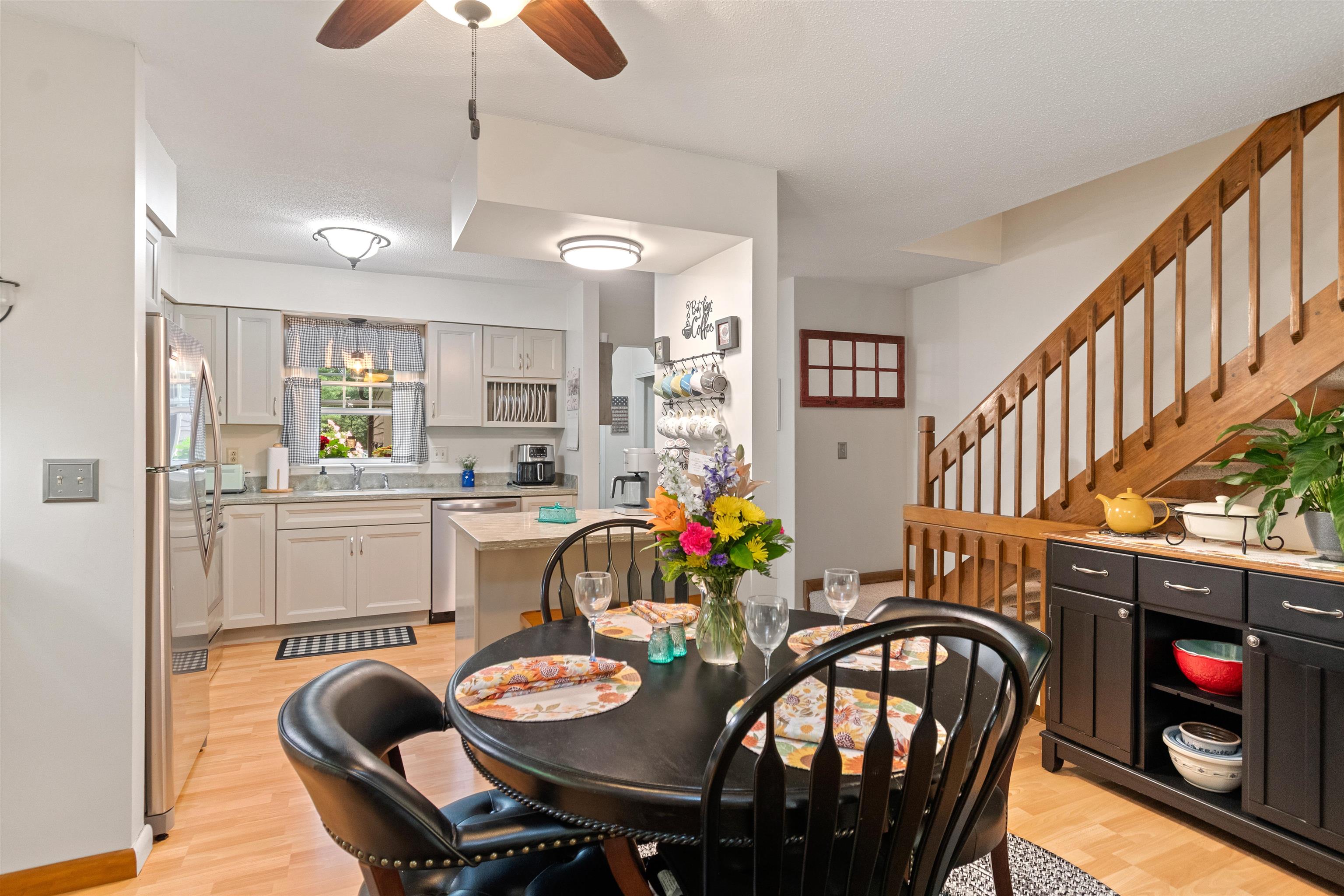 25 Woodbine by the Lake Unit: 4