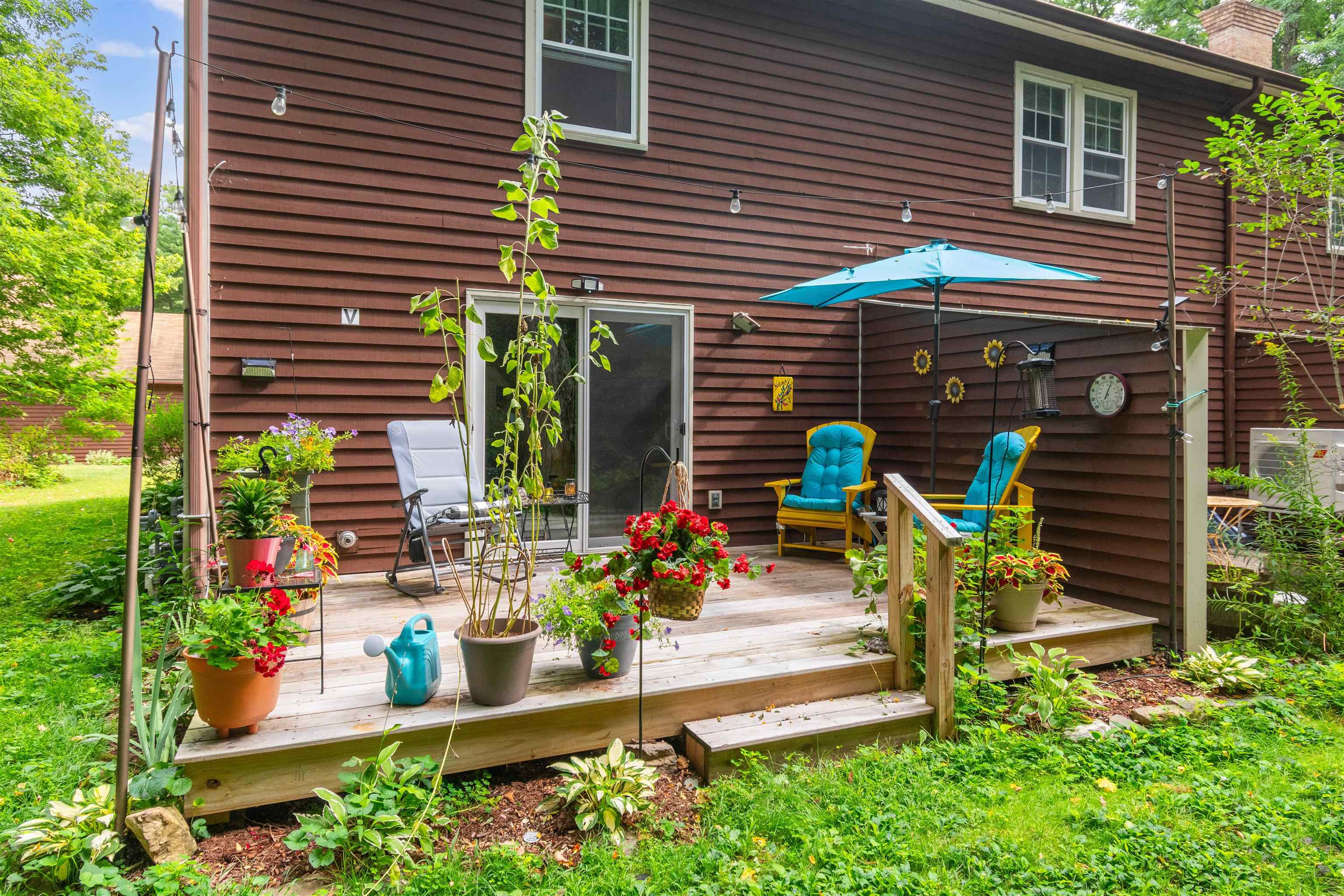 25 Woodbine by the Lake Unit: 4