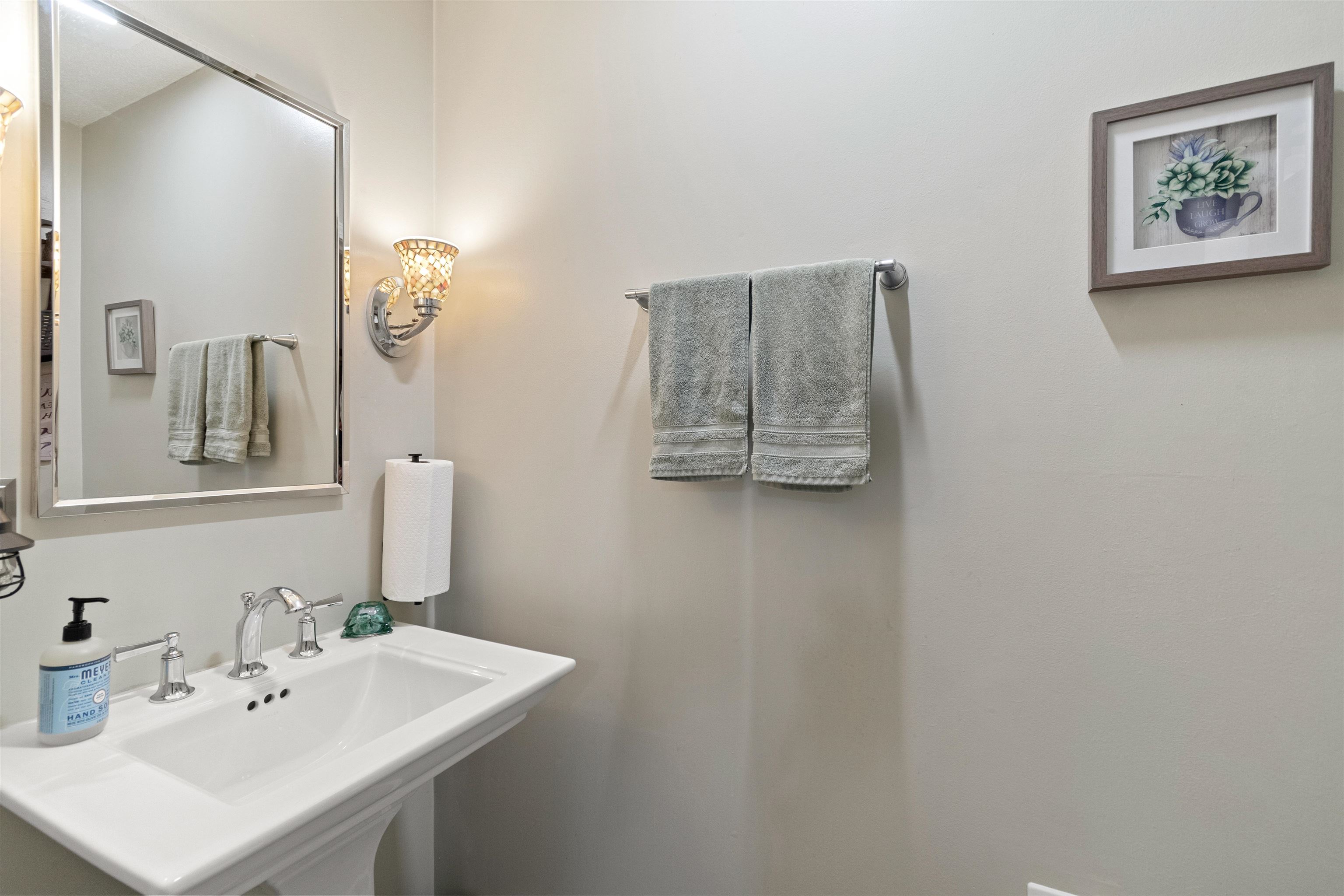 25 Woodbine by the Lake Unit: 4