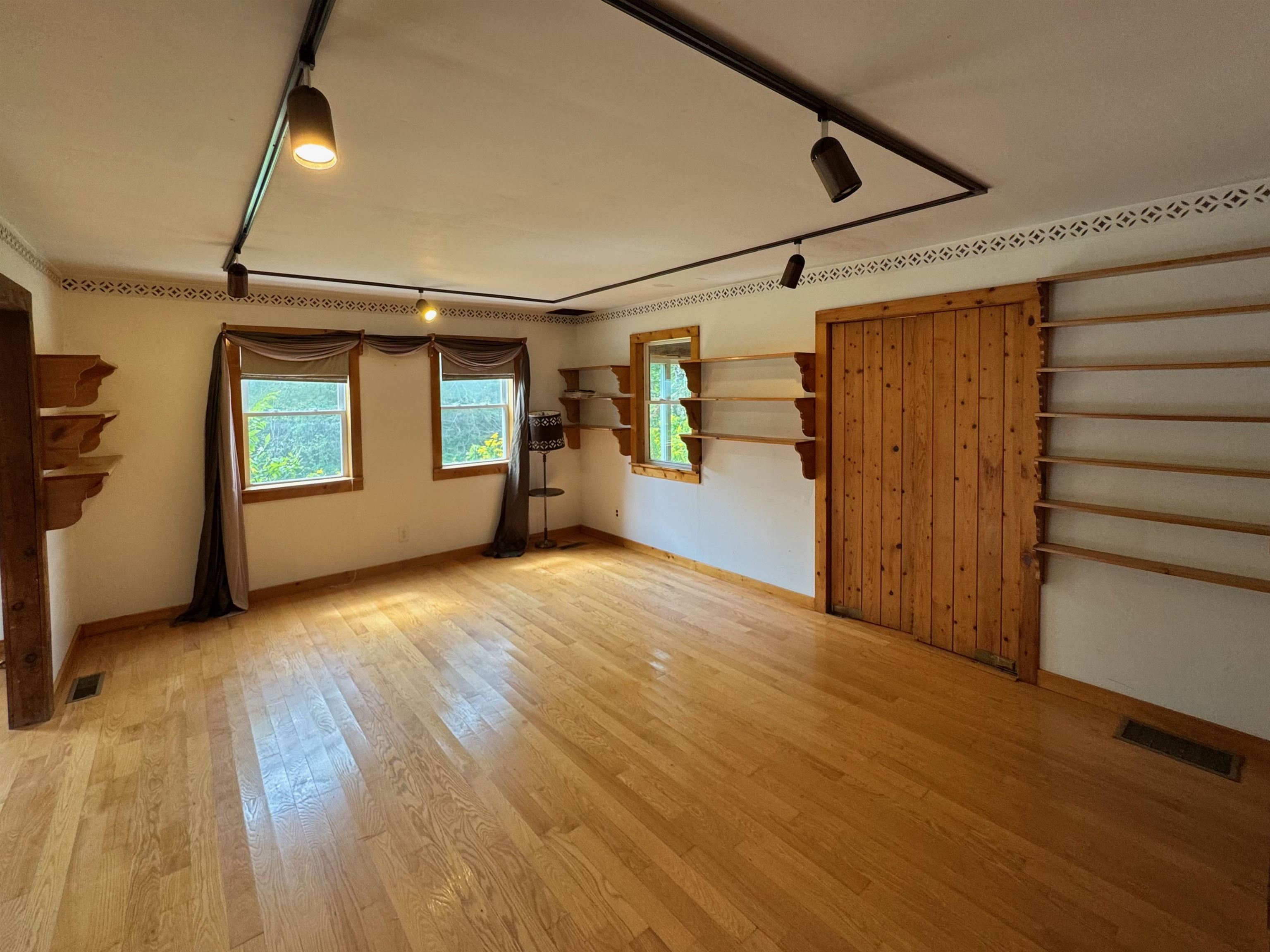 1059 Bailey Hill Road