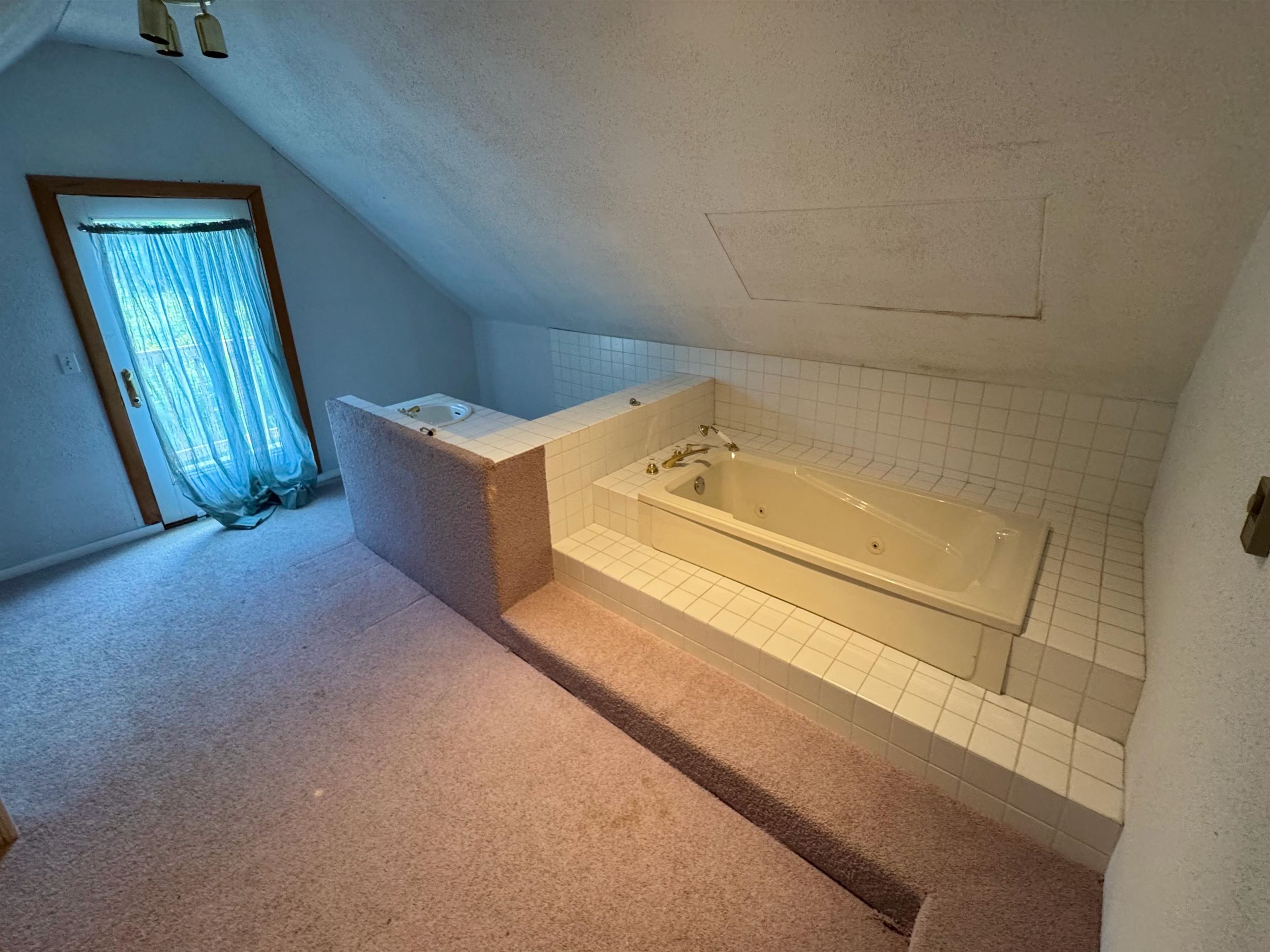 1059 Bailey Hill Road