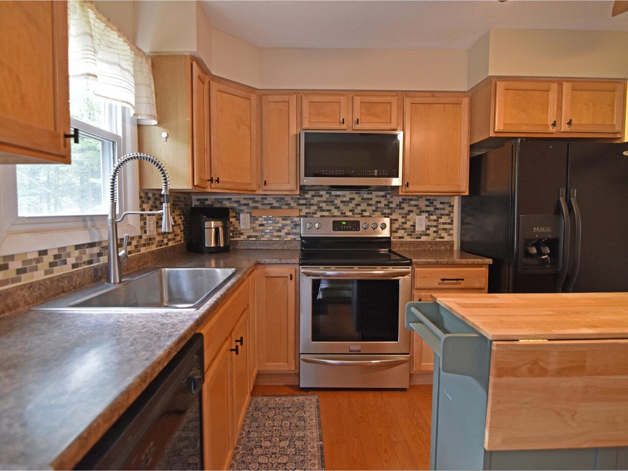 916 Williams Road Unit: 2