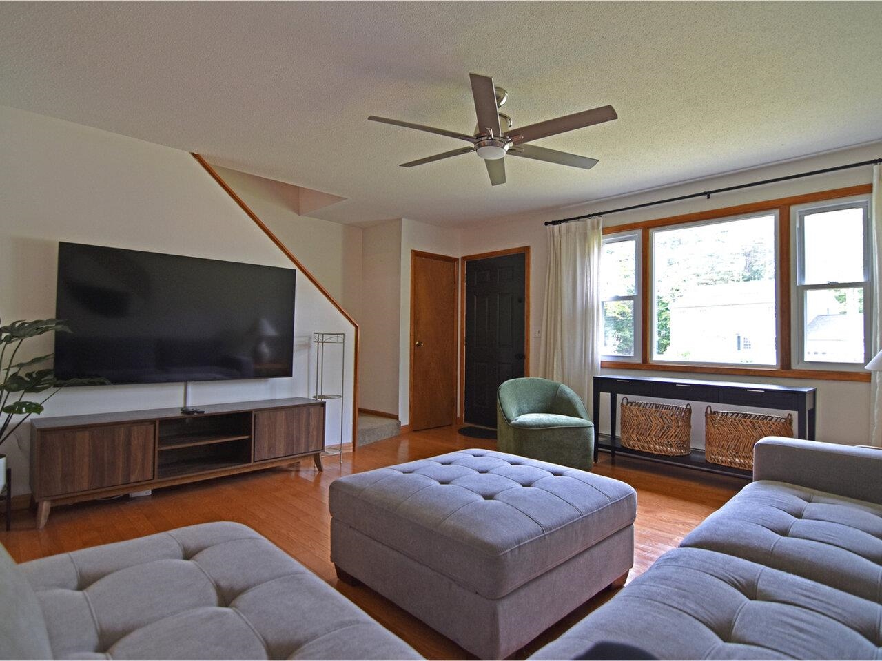 916 Williams Road Unit: 2