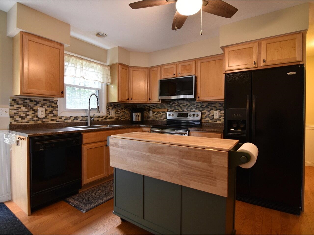 916 Williams Road Unit: 2