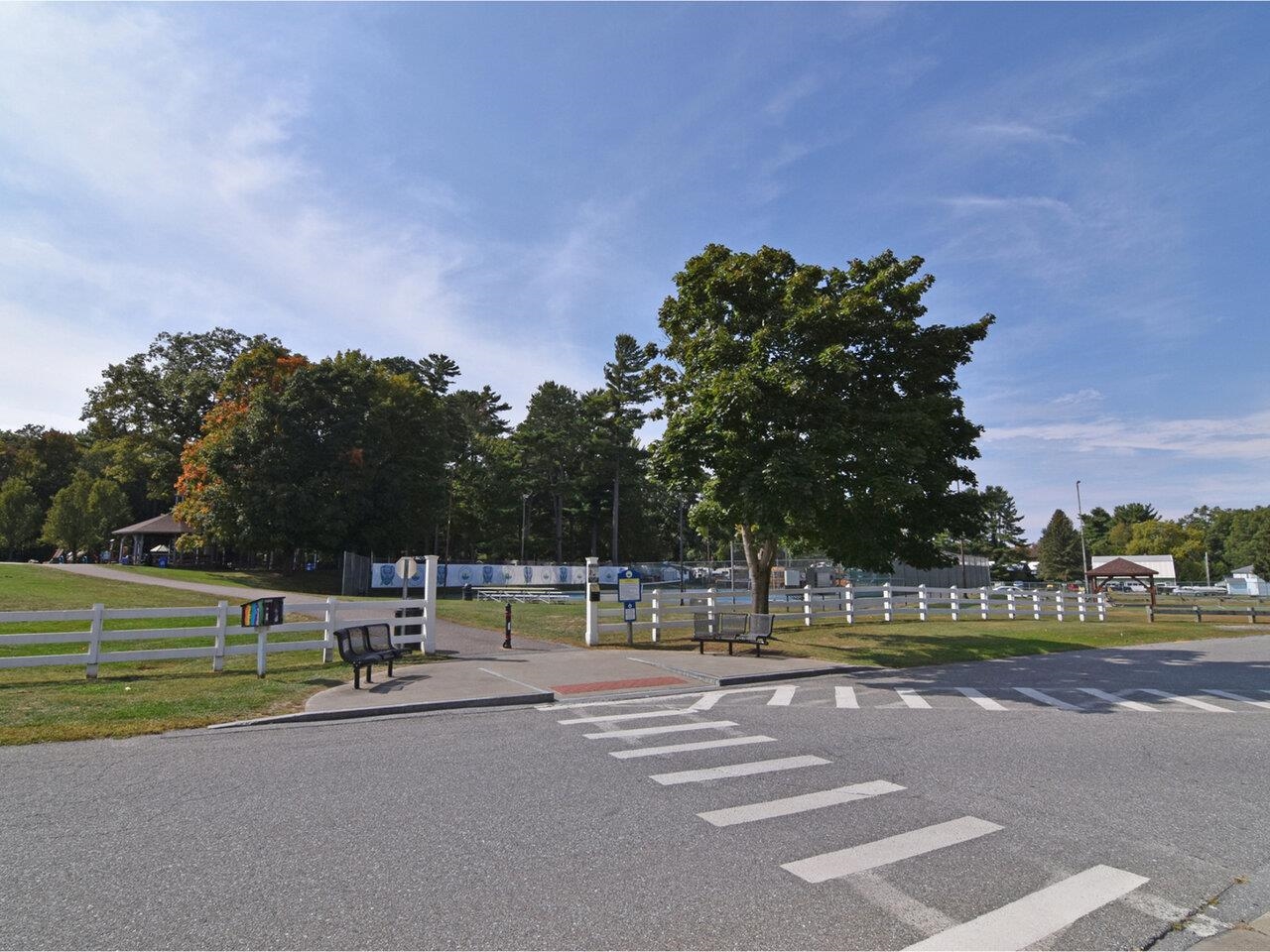 916 Williams Road Unit: 2