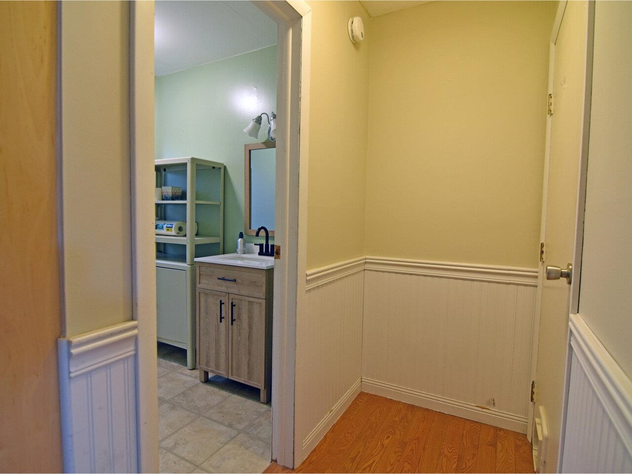 916 Williams Road Unit: 2