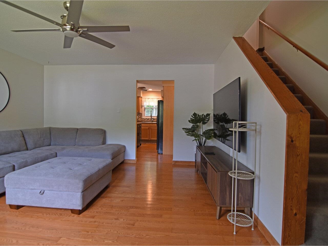 916 Williams Road Unit: 2