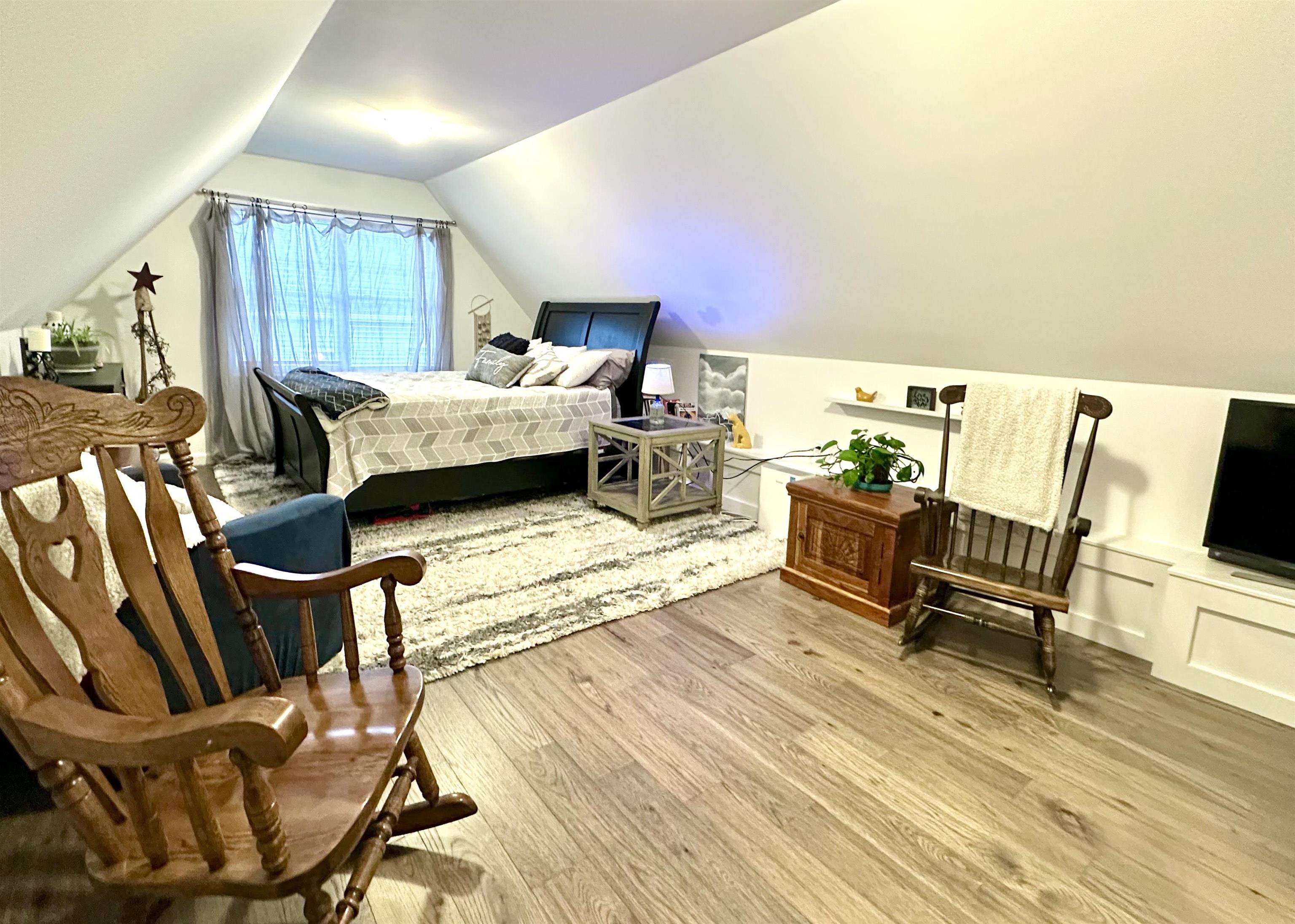 166 Horseshoe Circle