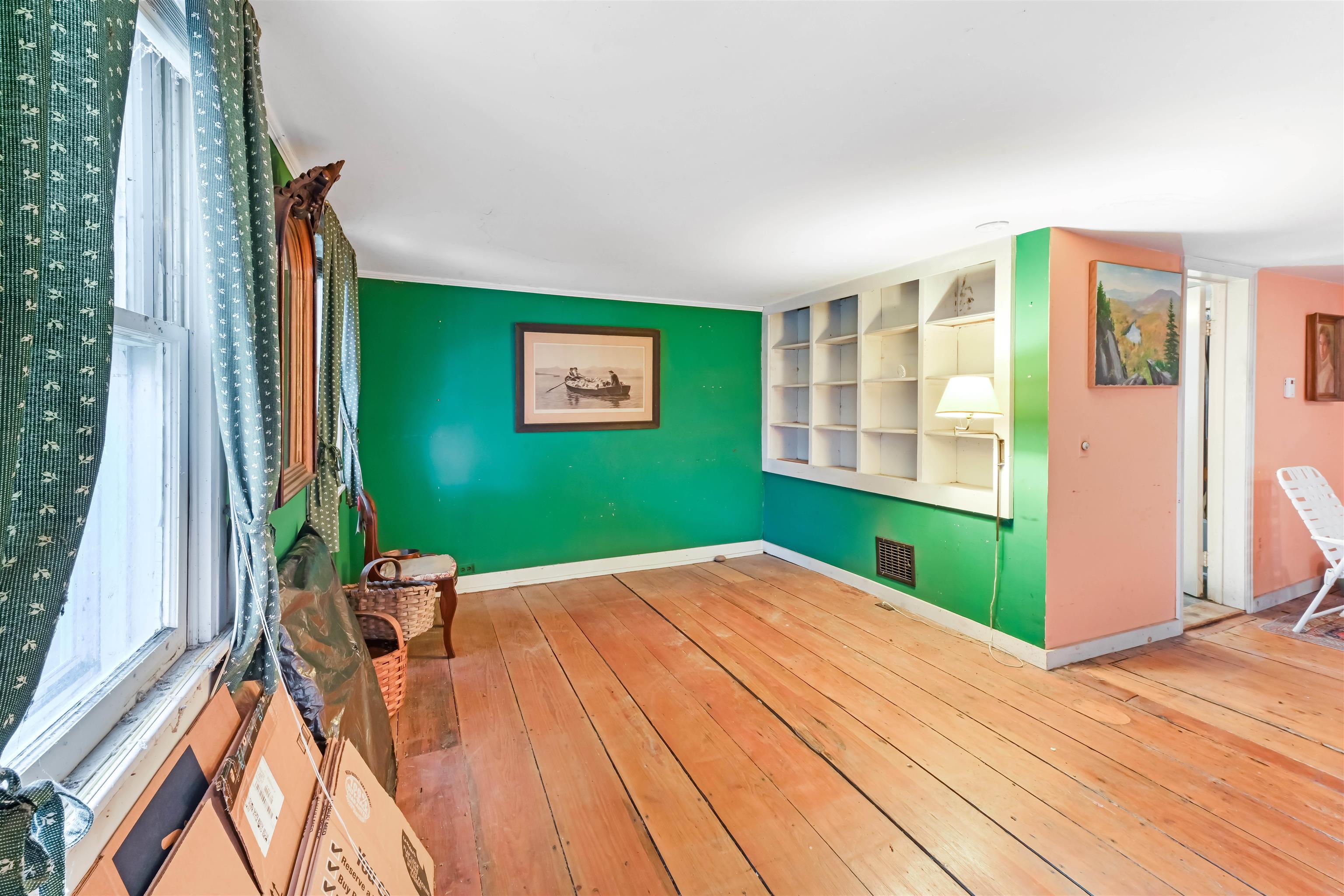 12 East Avenue