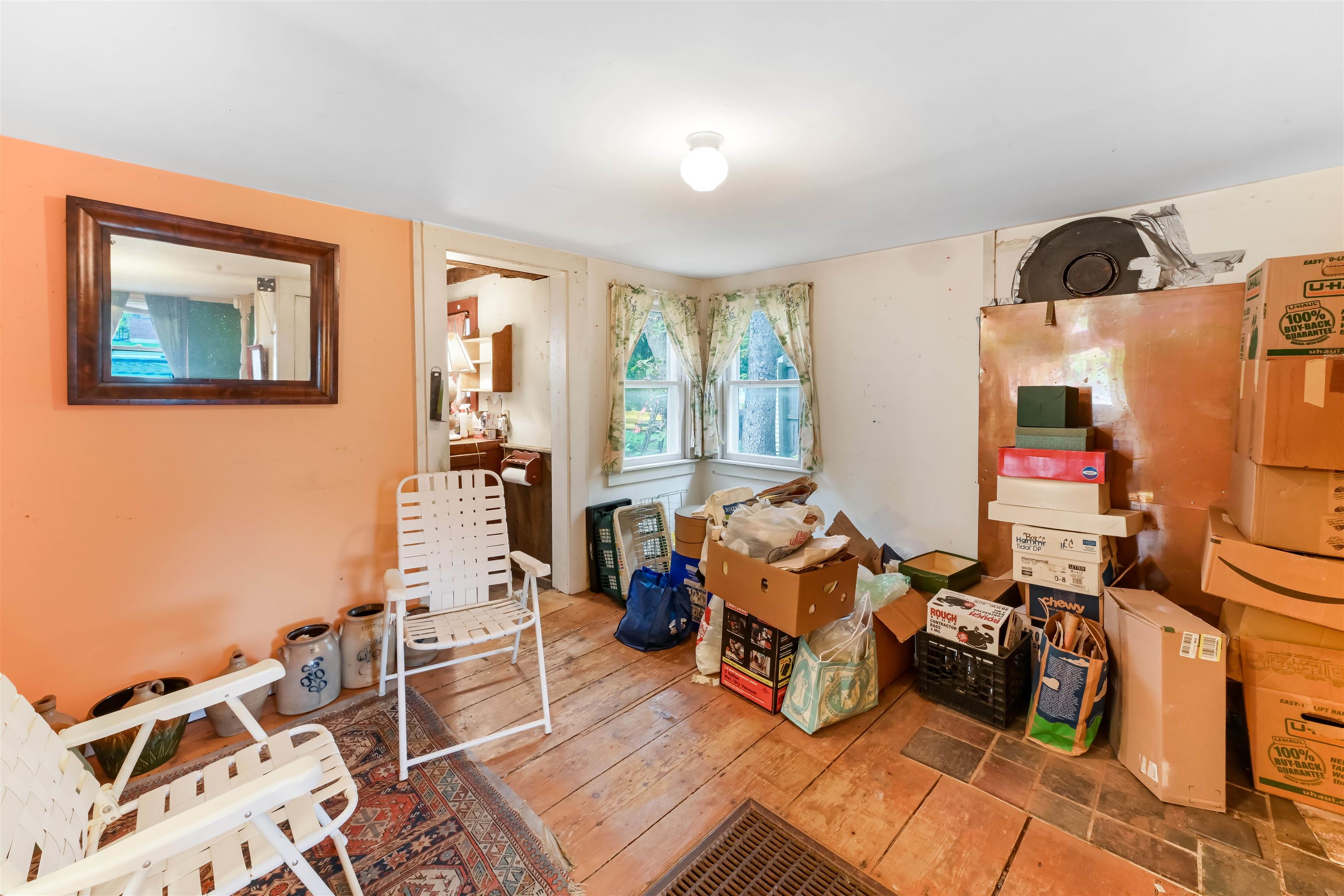 12 East Avenue