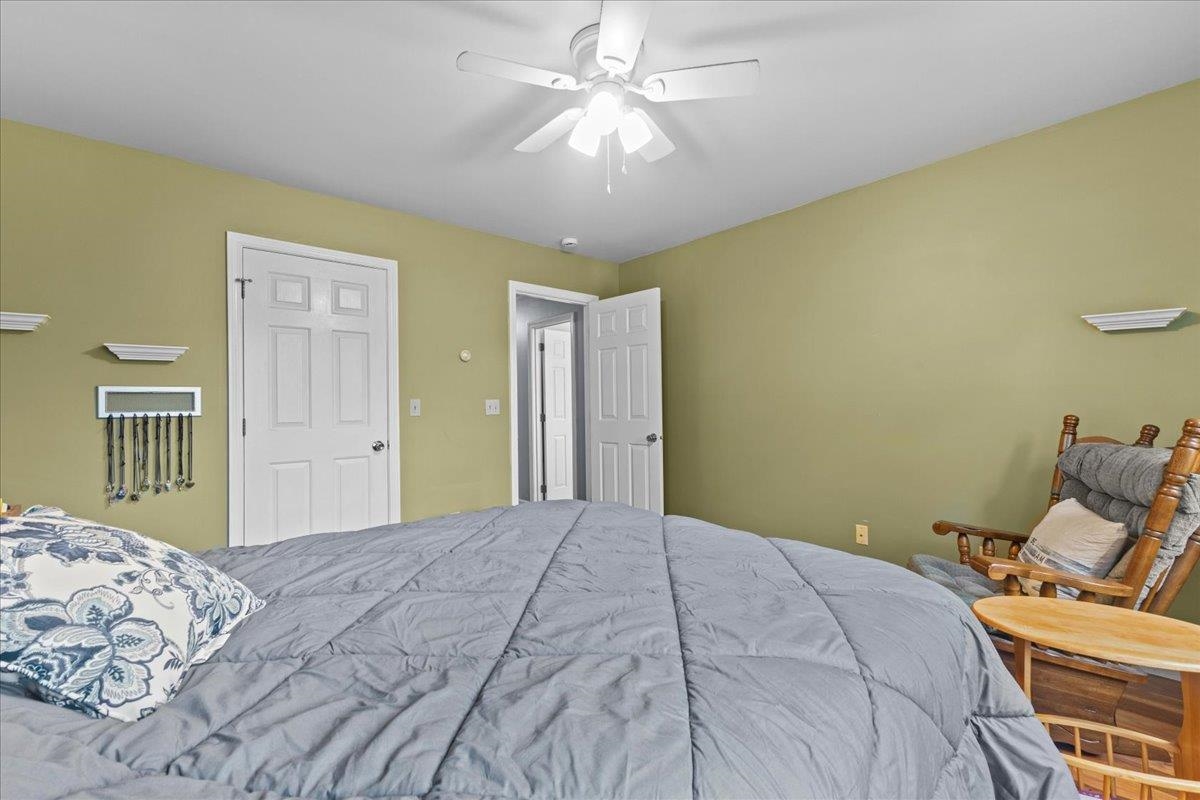 7 Cardinal Lane Unit: 7