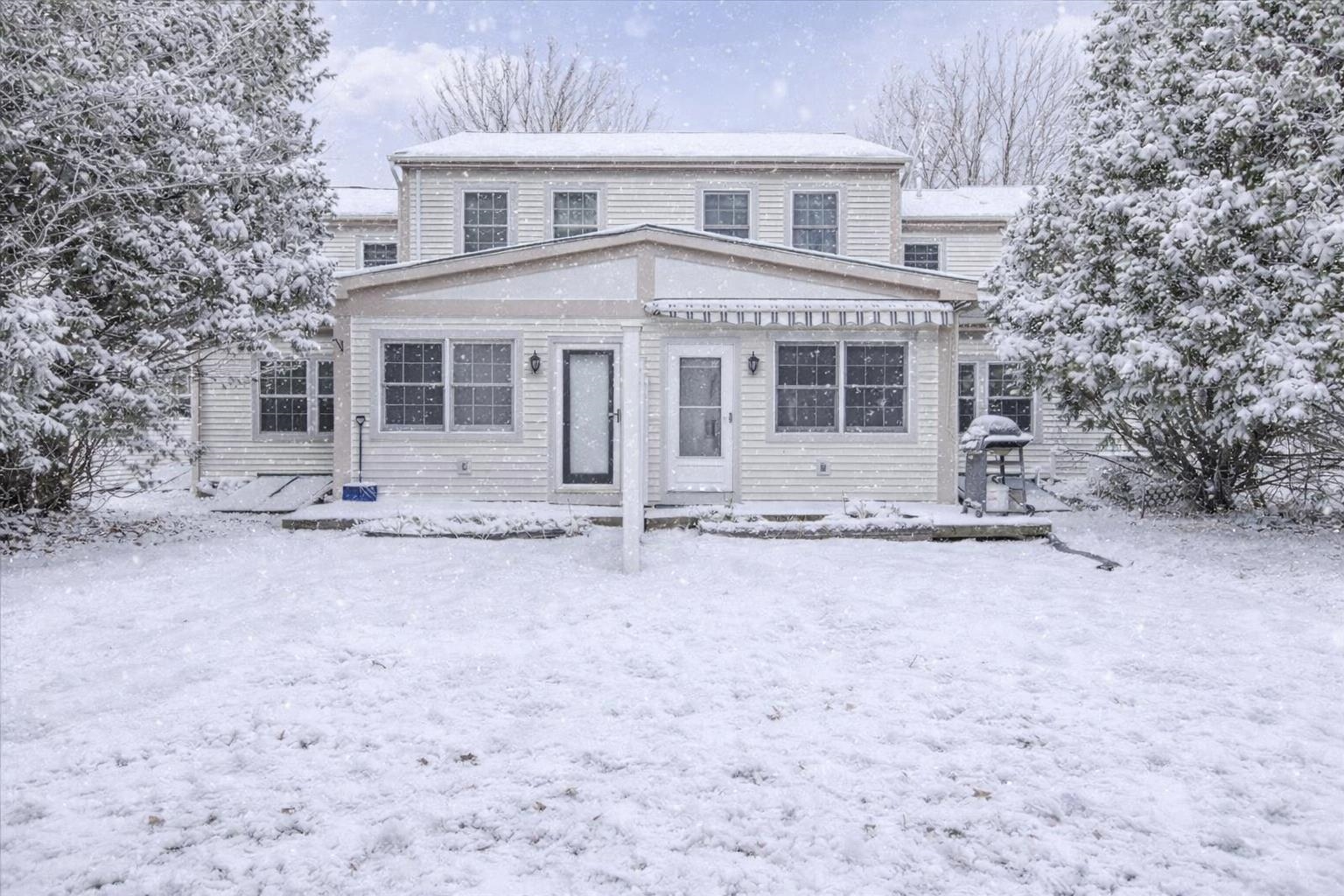 7 Cardinal Lane Unit: 7