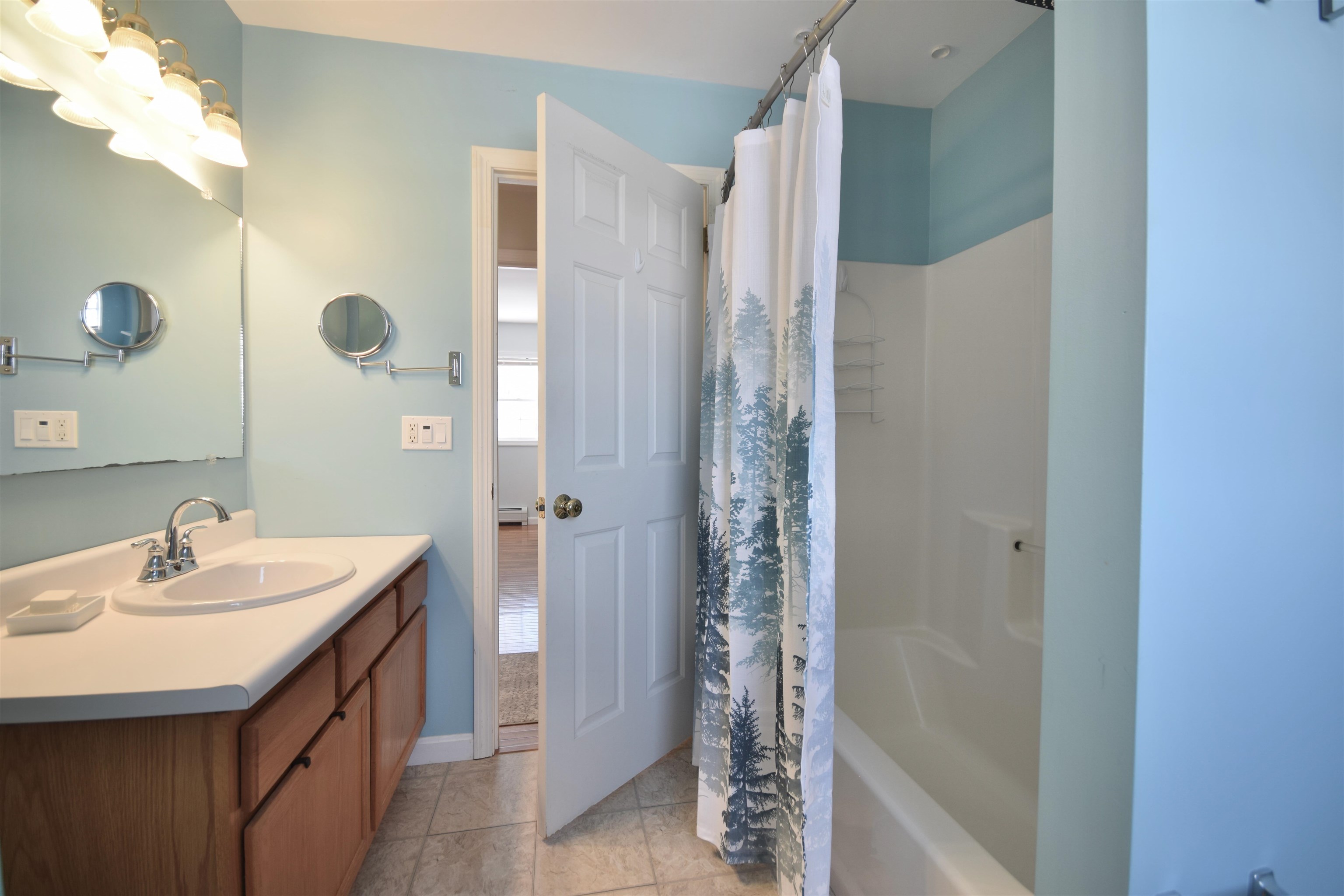 11 Steeplechase Lane