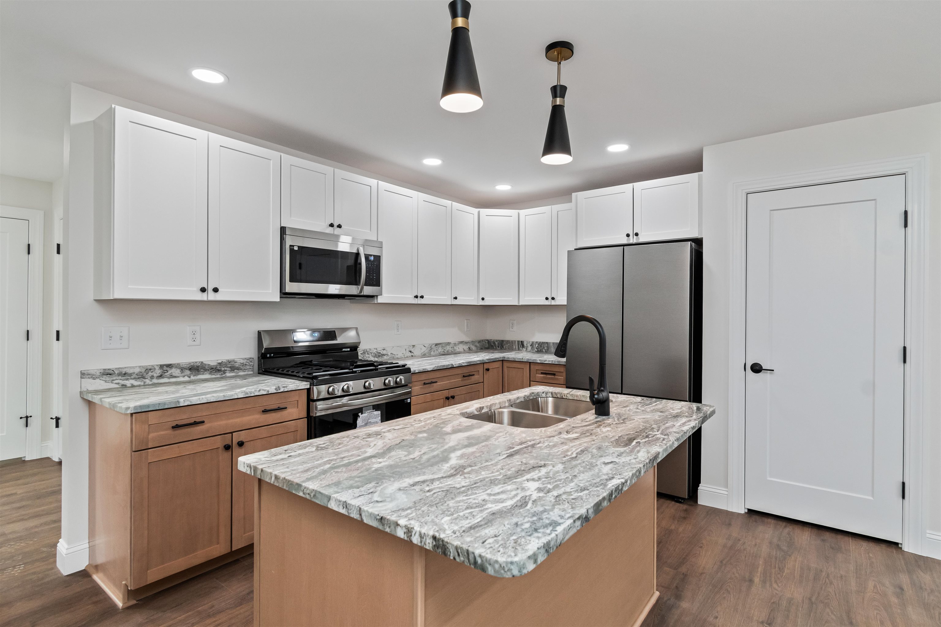 28 Upper Gilman Street Unit: 5