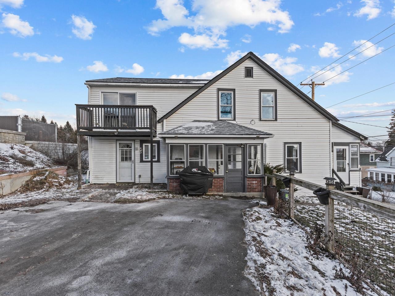 13 Lafountain Street
