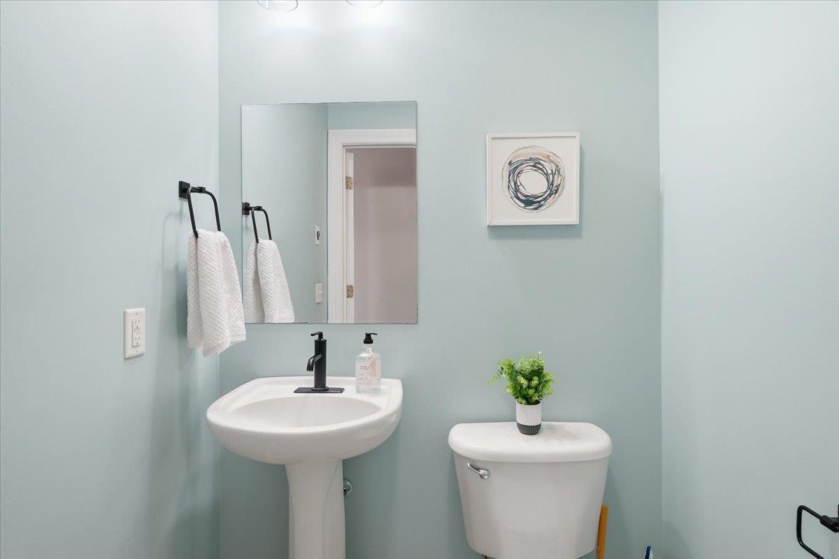 9 Racine Road Unit: 105