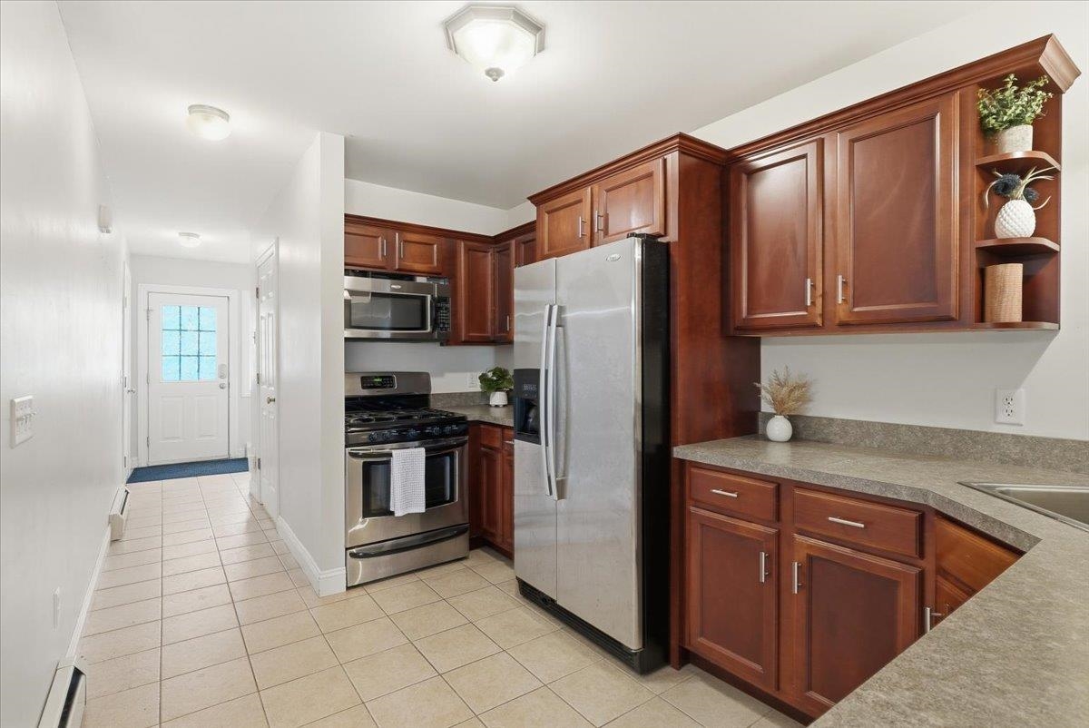 9 Racine Road Unit: 105