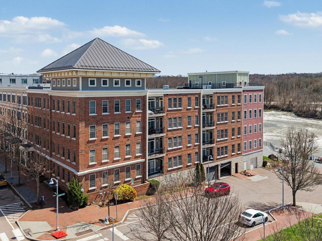 60 Winooski Falls Way Unit: 1412