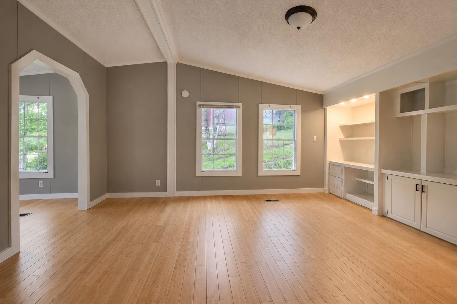 7906 Main Road