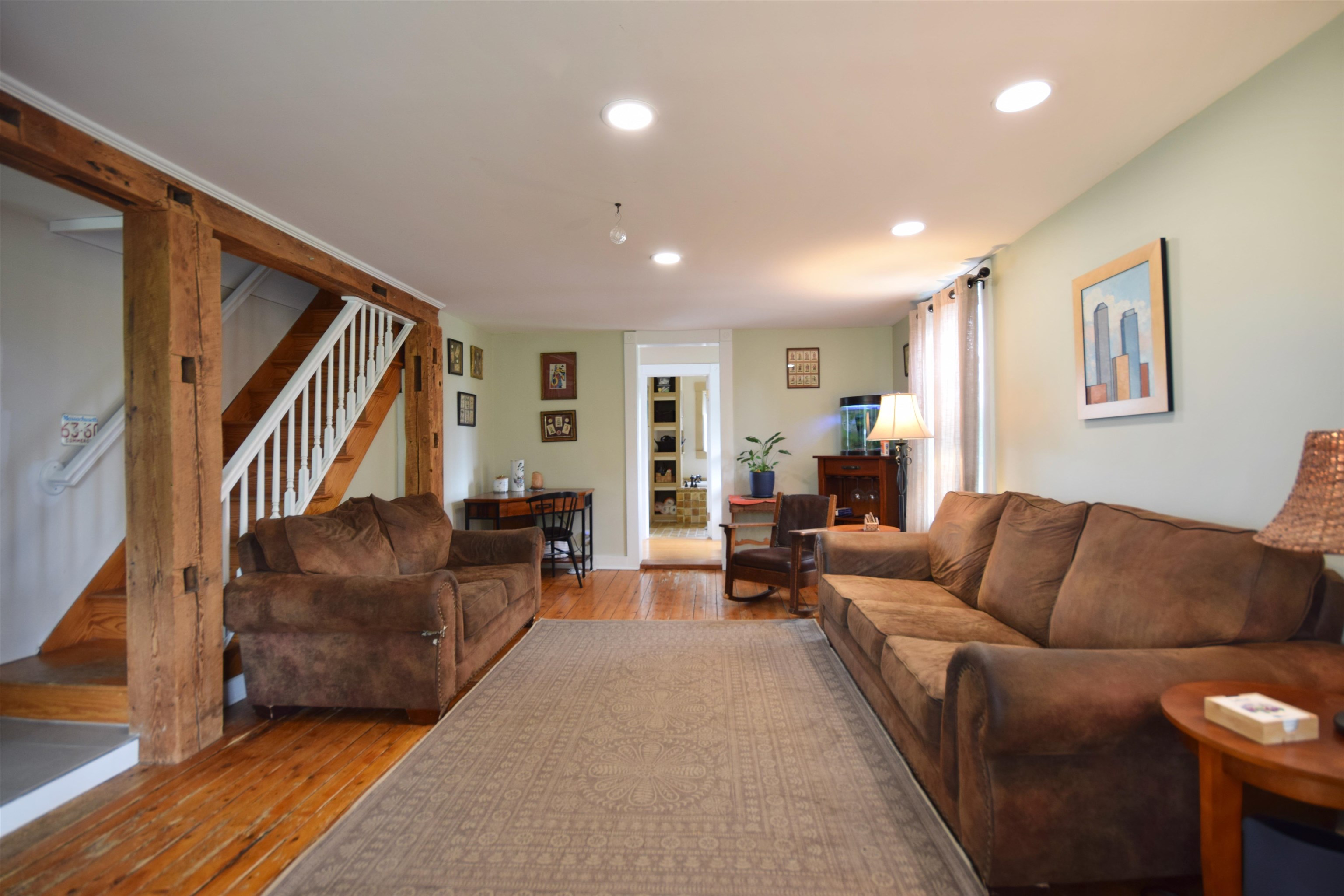 2835 Mountain View Road