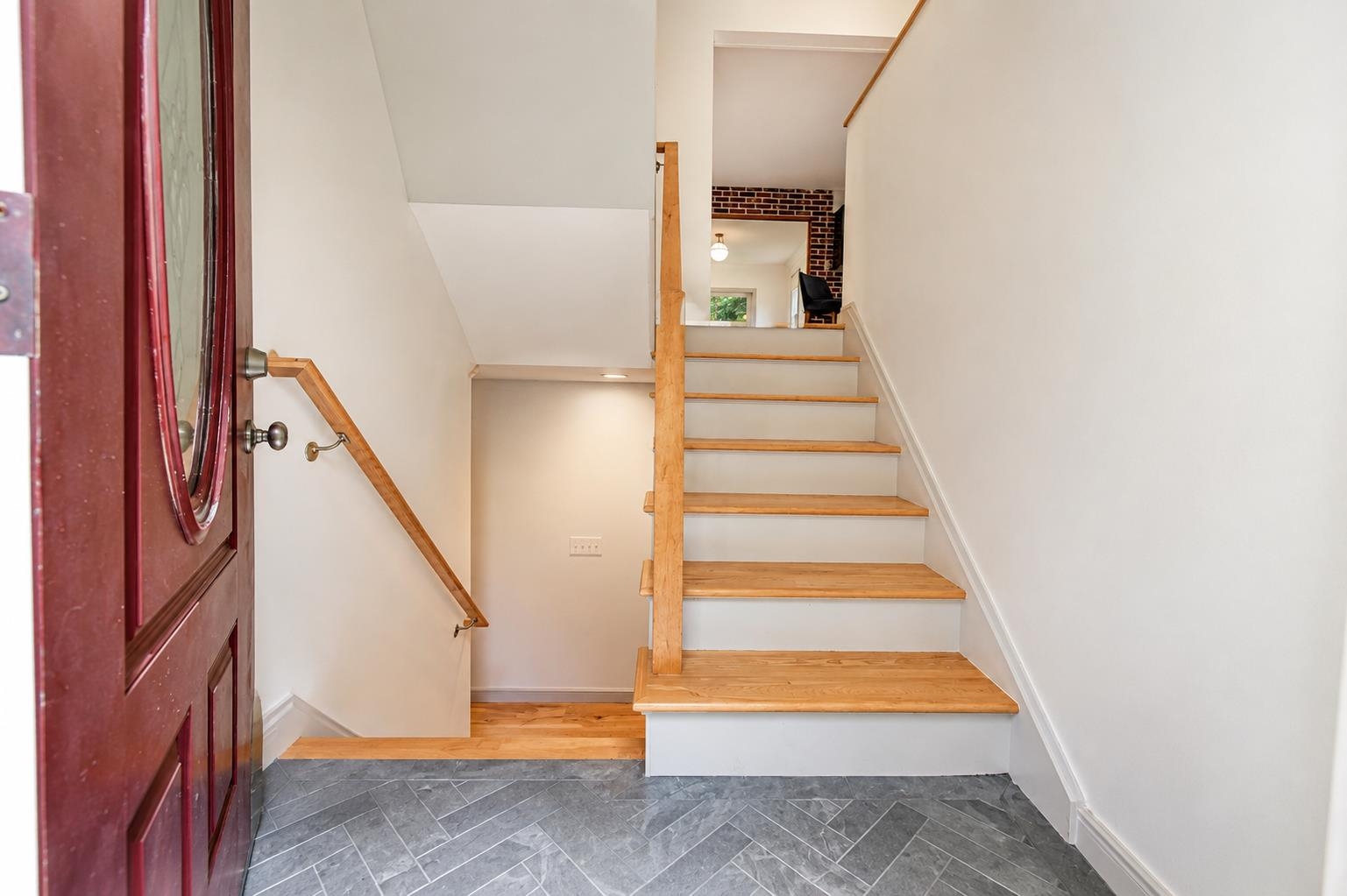 17 Packard Road
