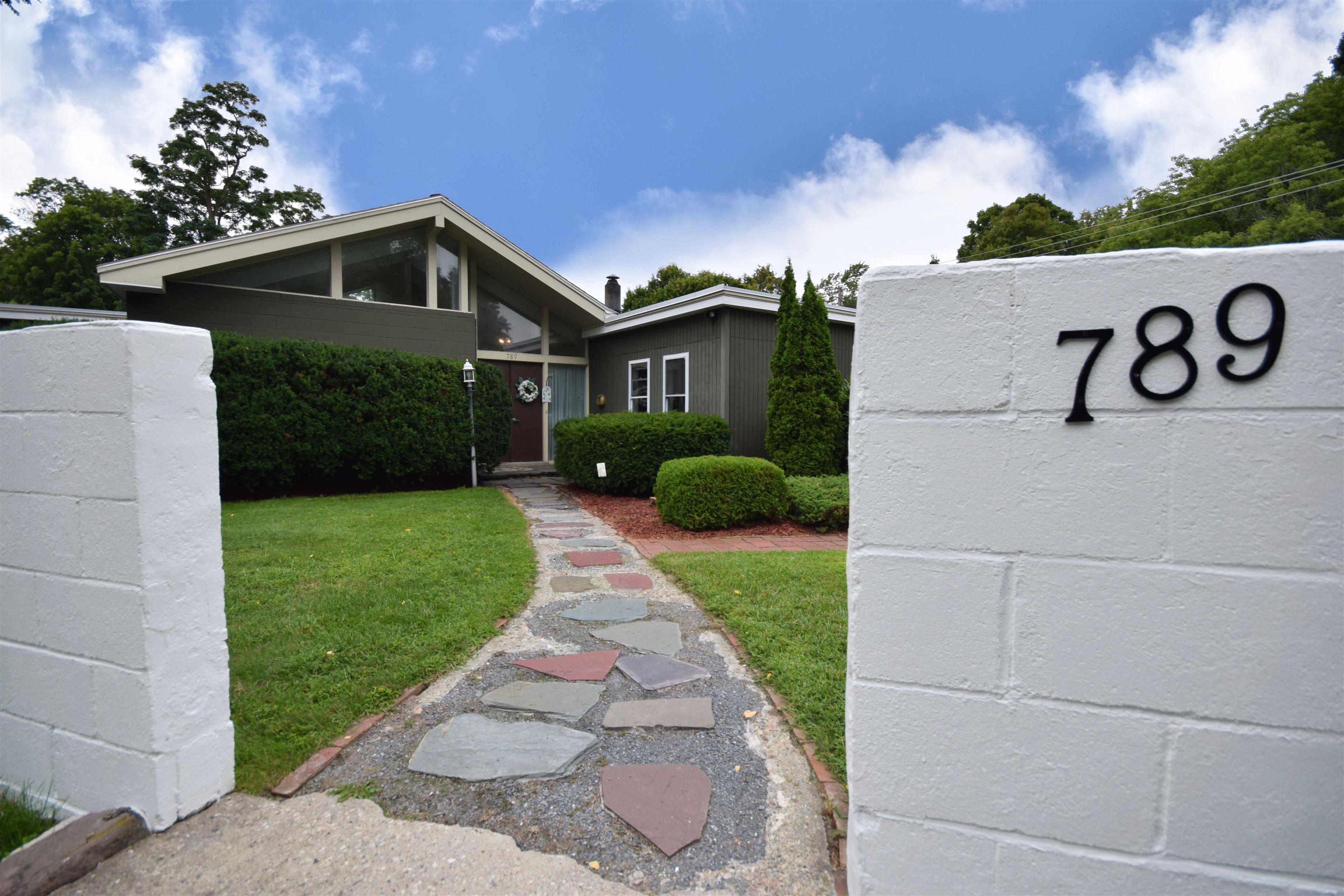 789 South Prospect Street