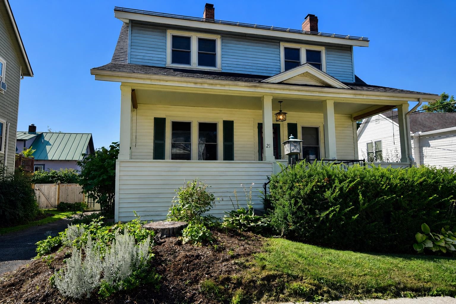21 Adams Court