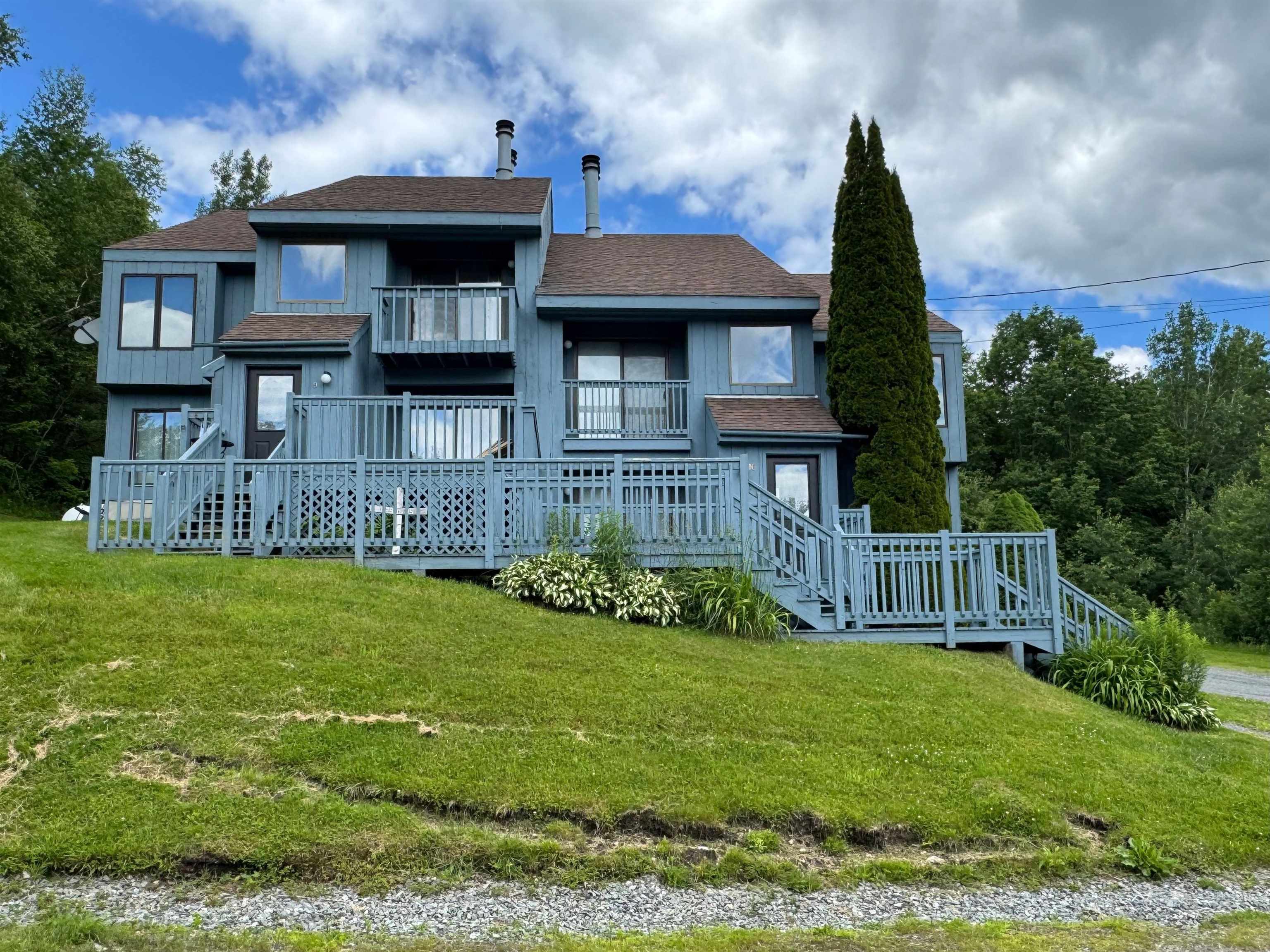 50 Crosstown Road
