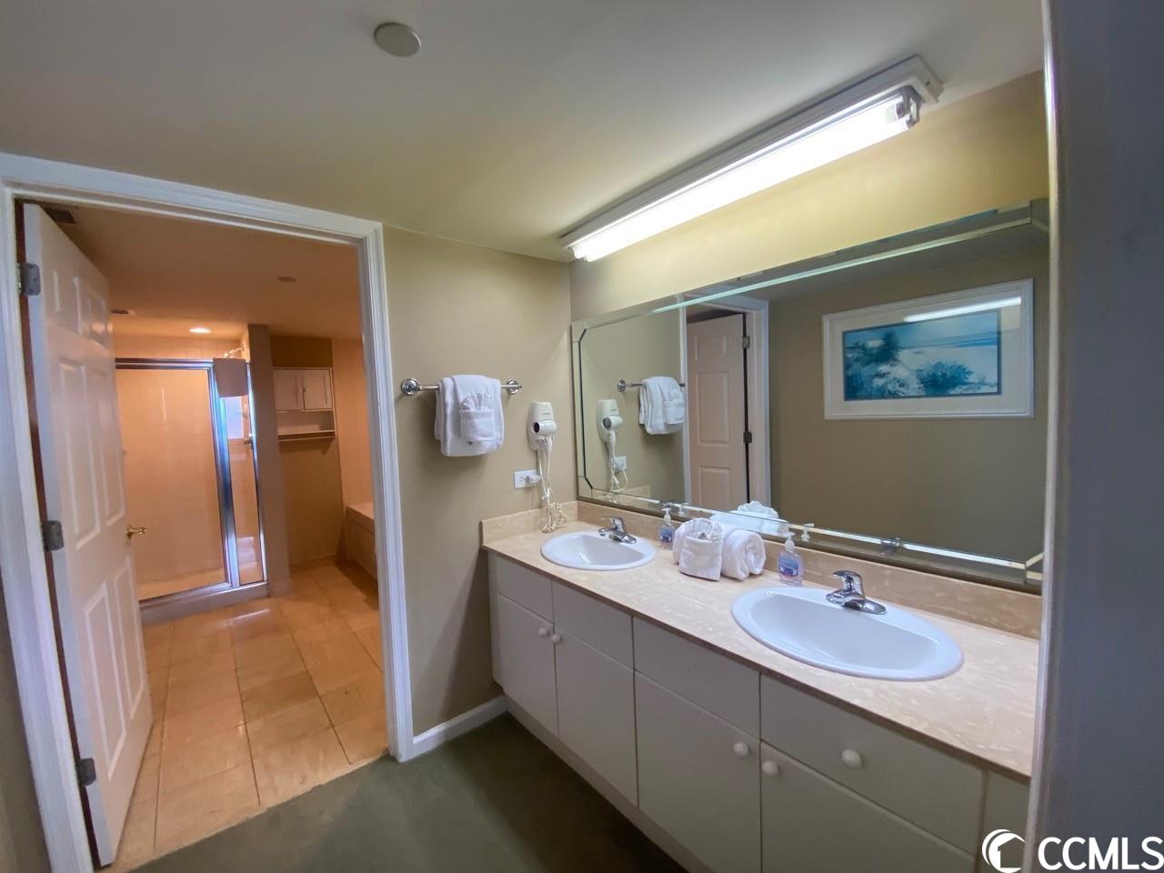 8560 Queensway Blvd. Unit: 401