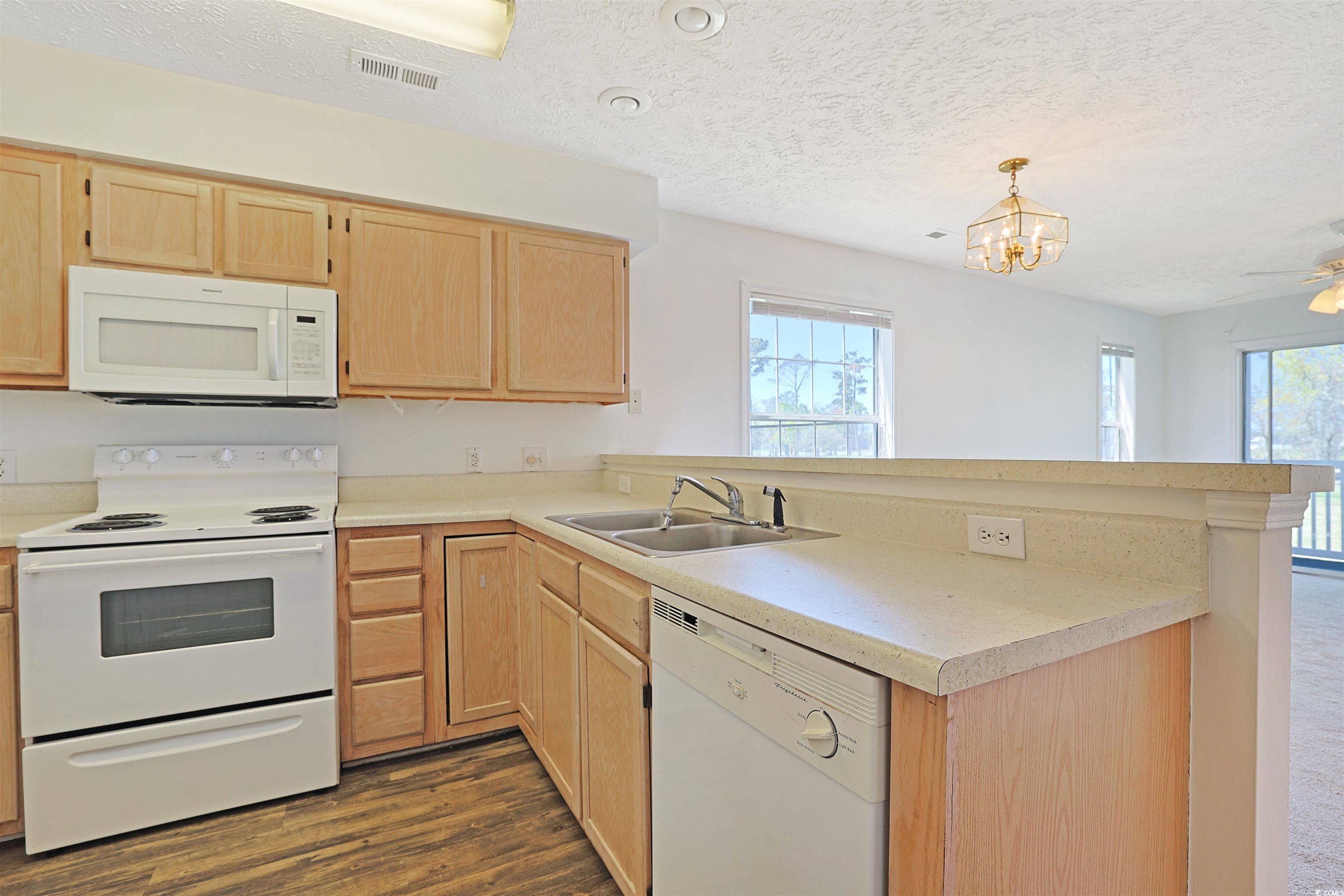 573 Blue River Ct. Unit: 8-D