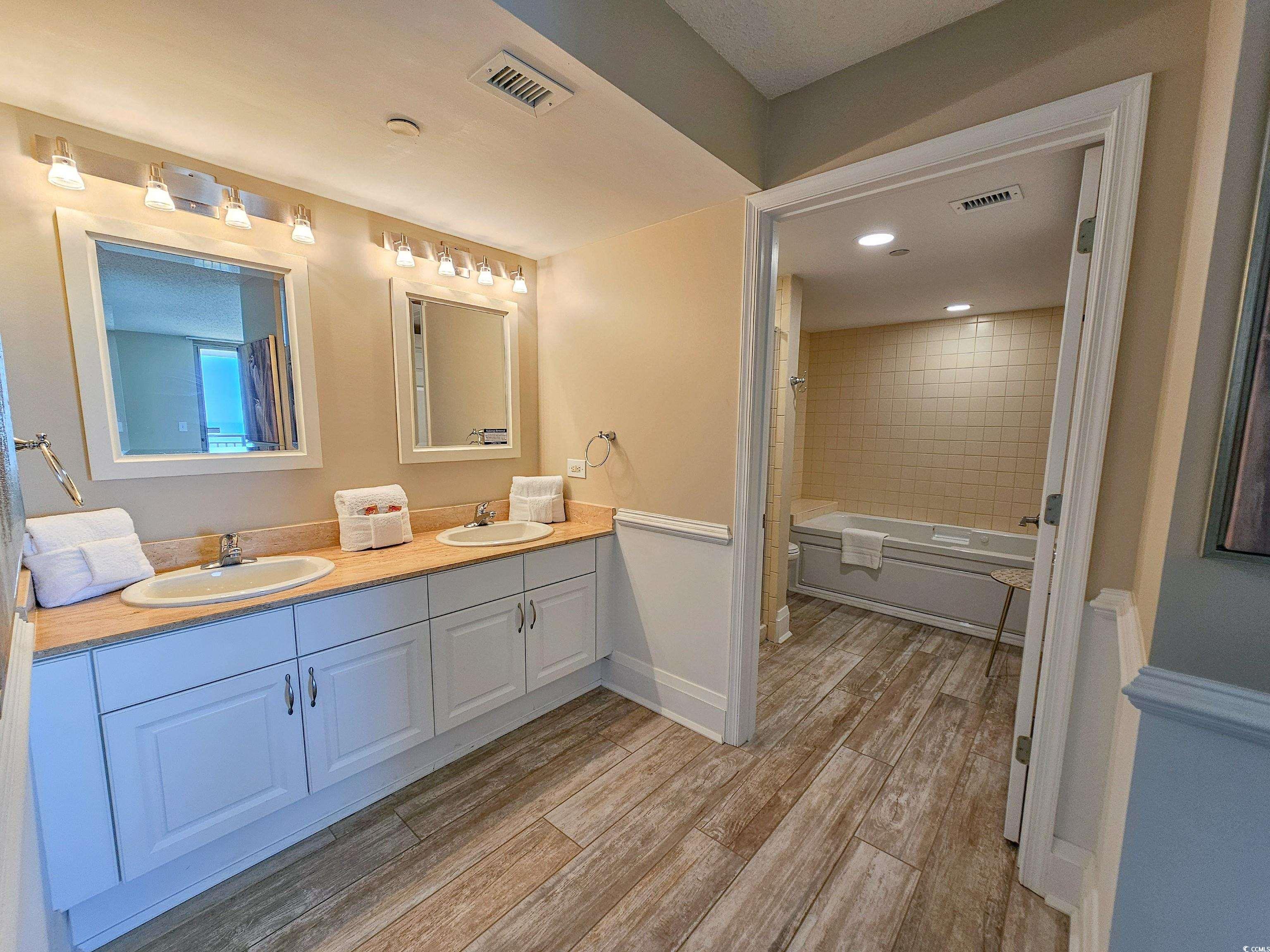 8560 Queensway Blvd. Unit: 1108