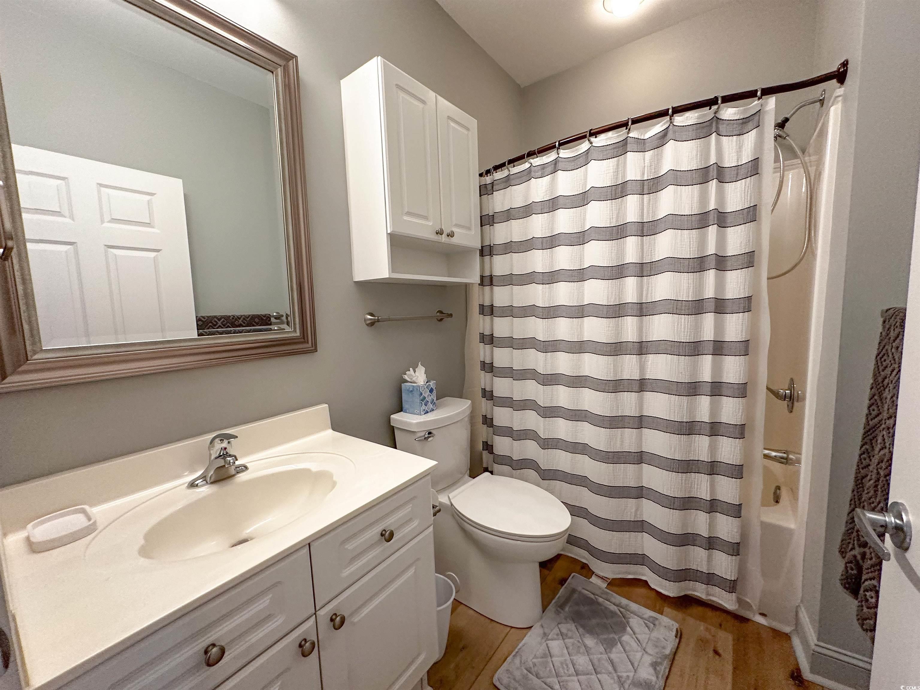 4885 Magnolia Pointe Ln. Unit: 301