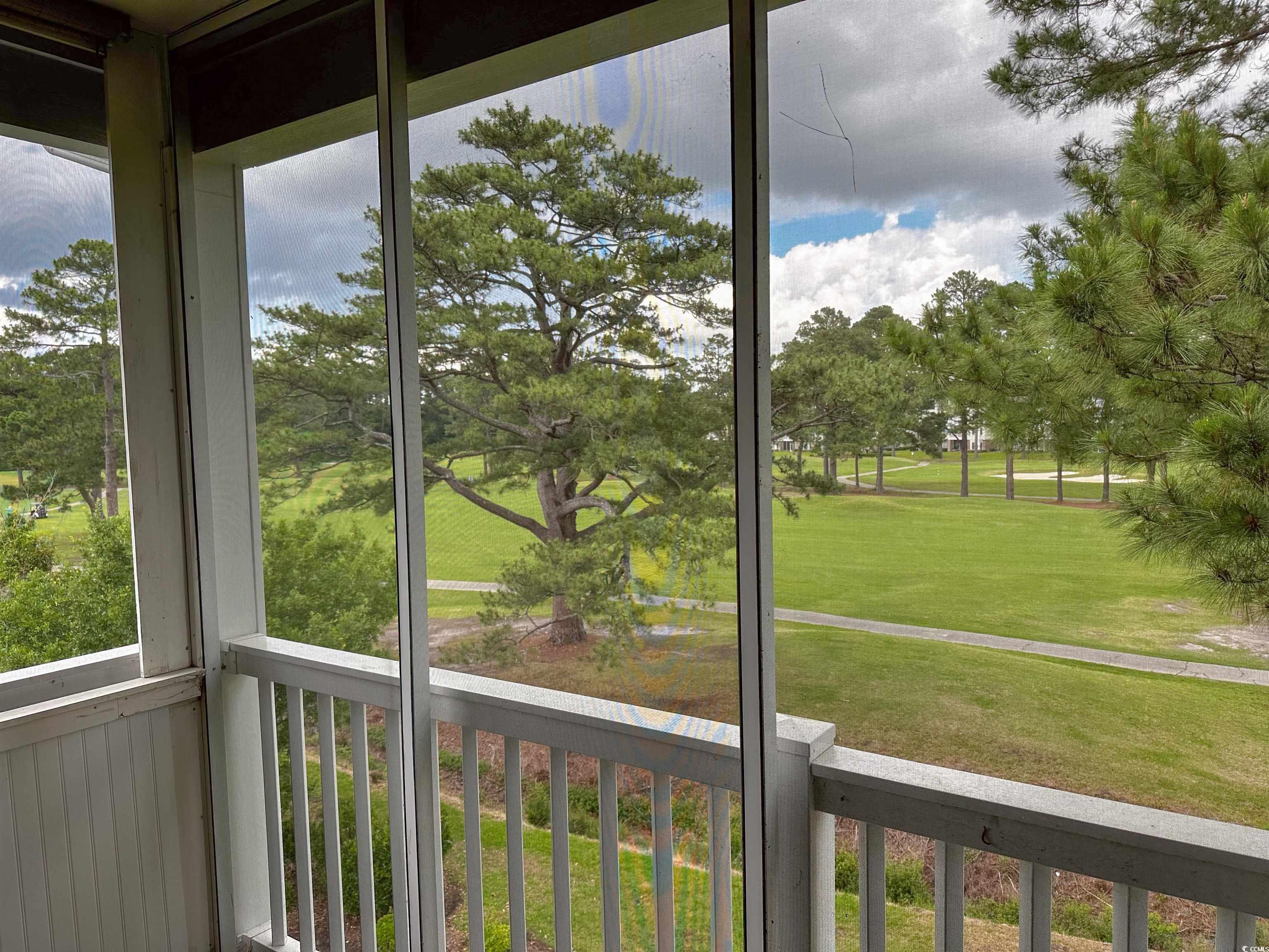 4885 Magnolia Pointe Ln. Unit: 301
