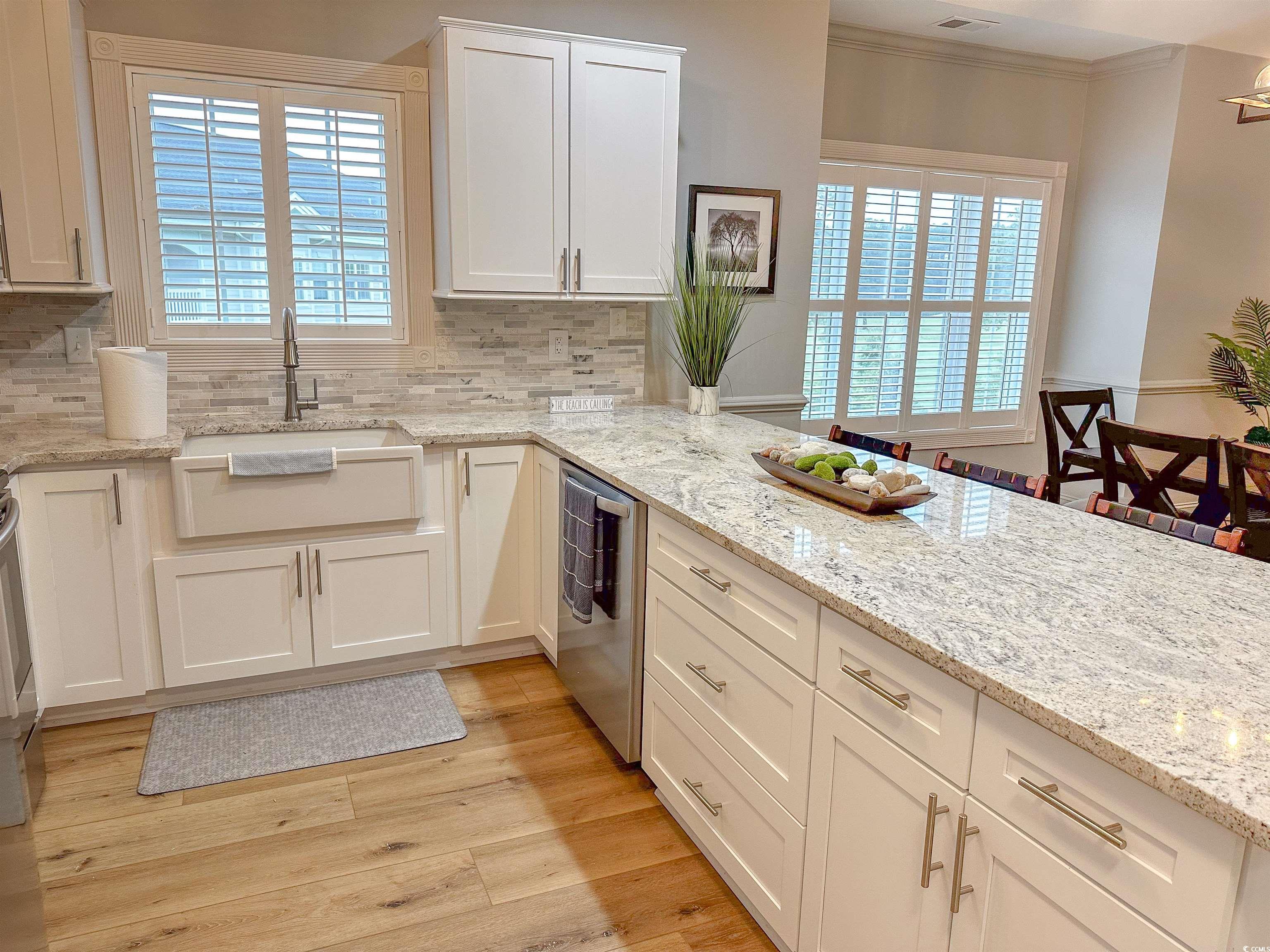 4885 Magnolia Pointe Ln. Unit: 301