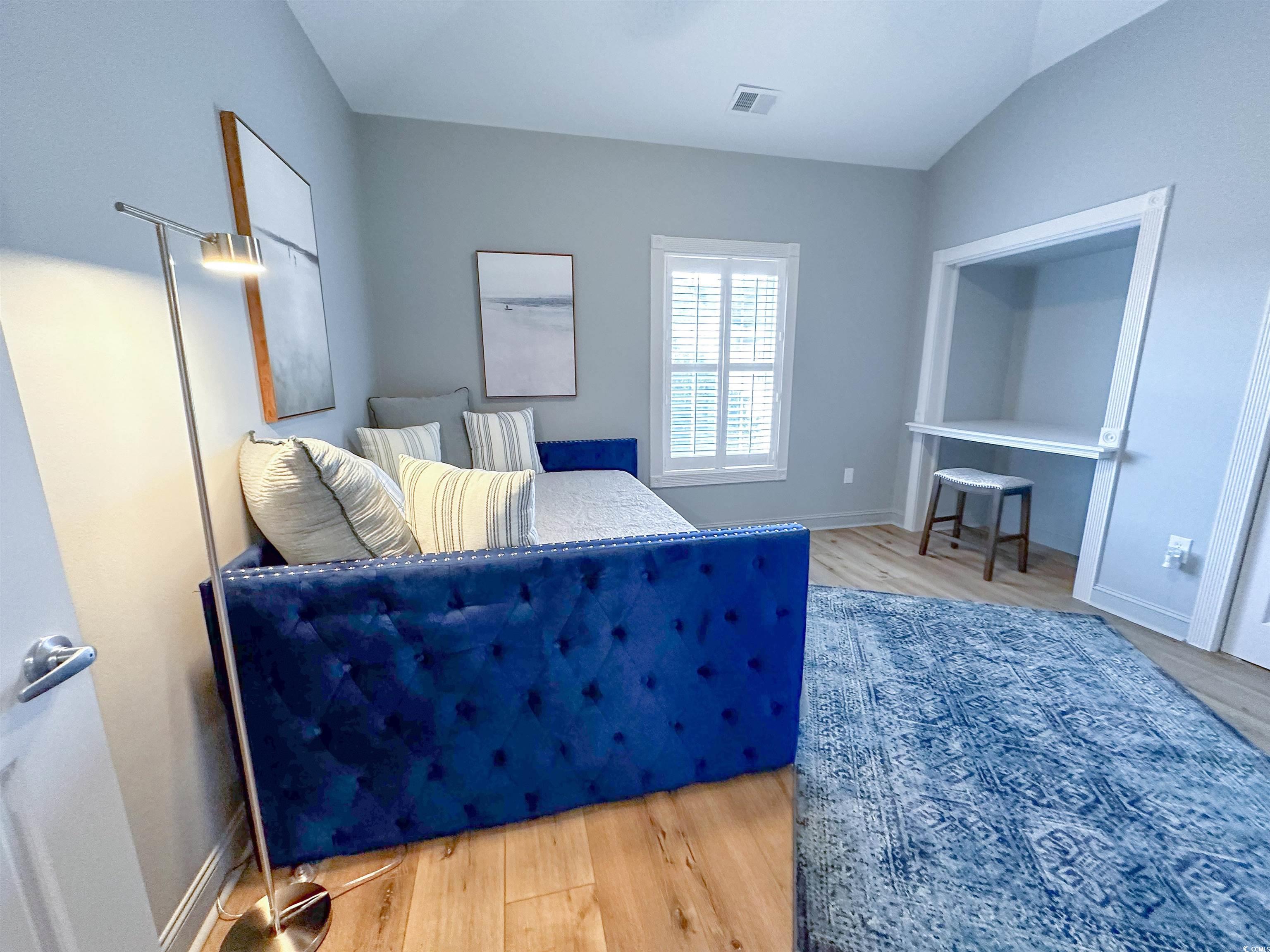 4885 Magnolia Pointe Ln. Unit: 301