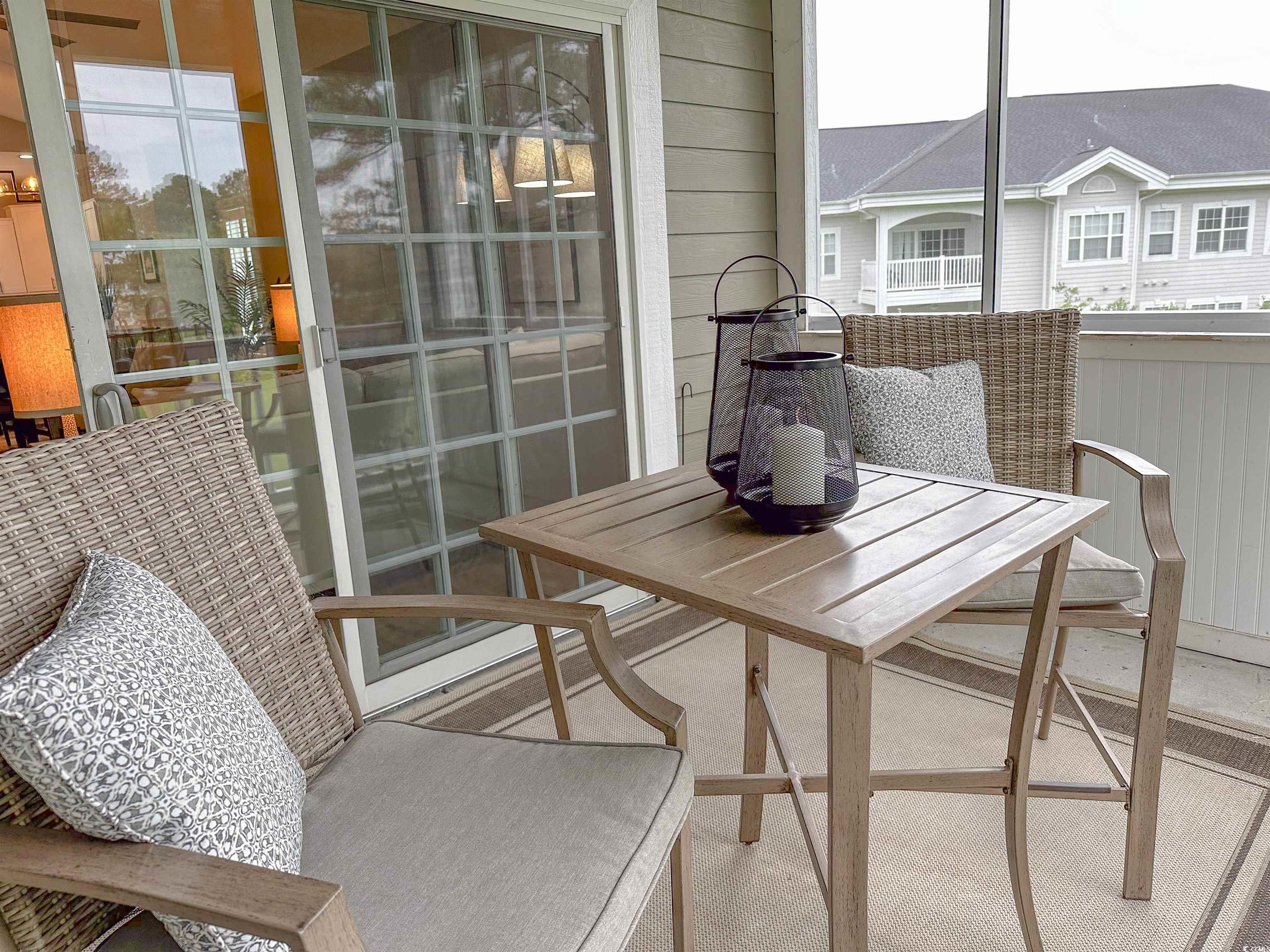 4885 Magnolia Pointe Ln. Unit: 301